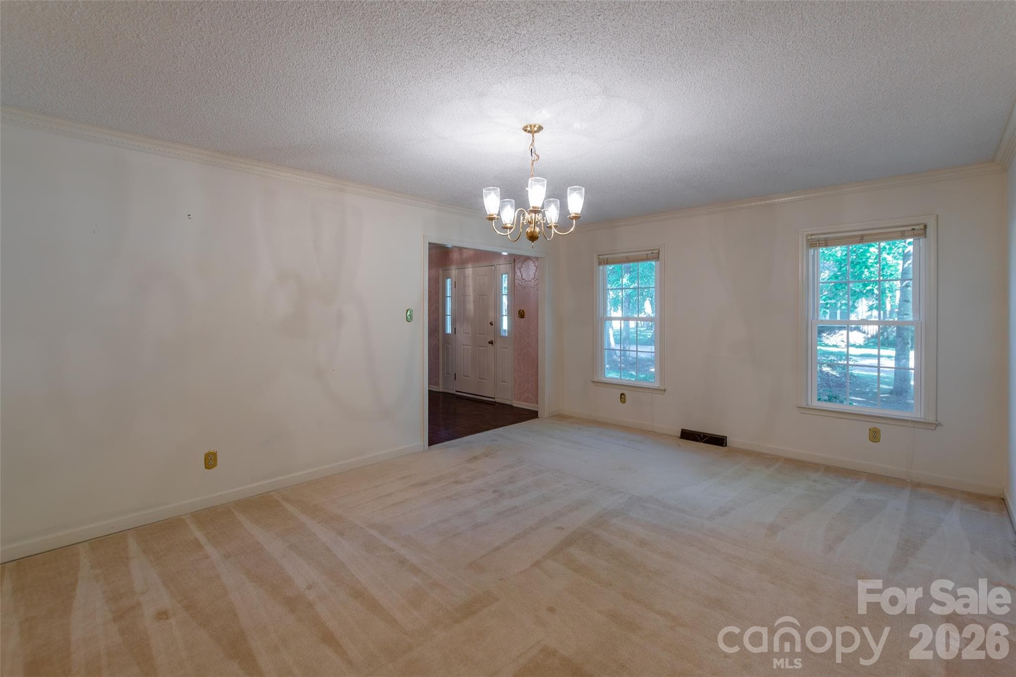 Single Family Residence at 1171 Candlelight Drive, Rock Hill, photo 6 of 32