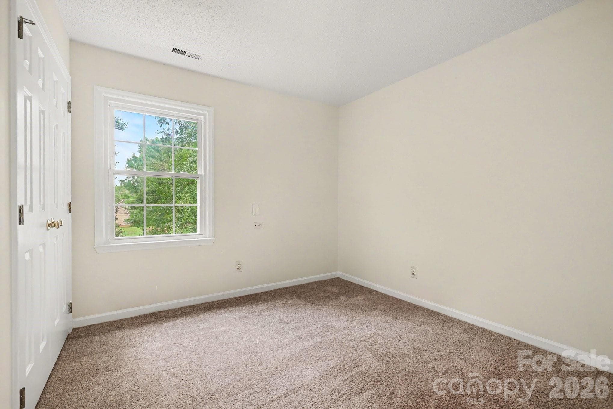 Single Family Residence at 7104 Kinsmore Lane, Charlotte, photo 22 of 31