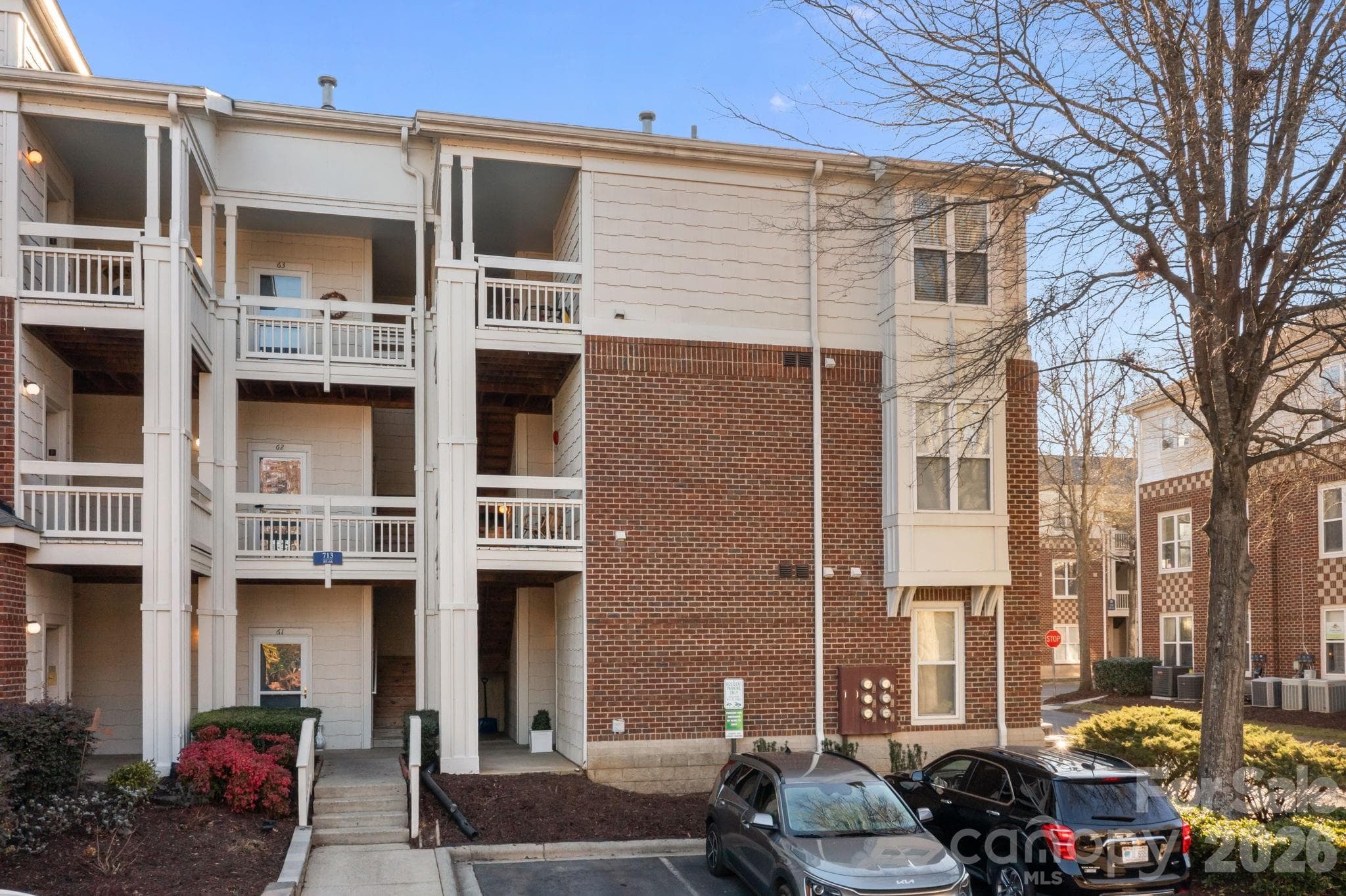 Condominium at Davidson, photo 4 of 44