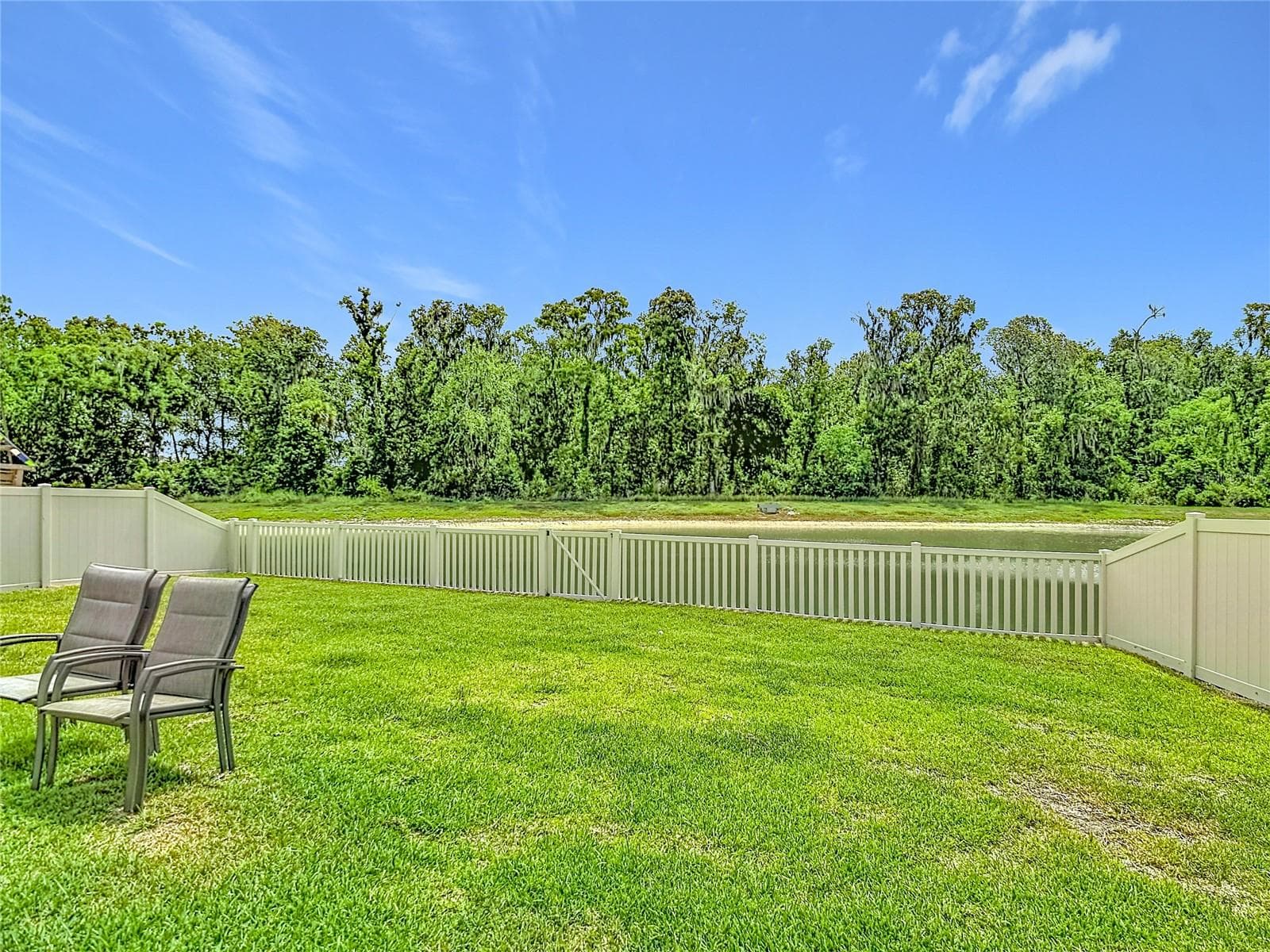 Single Family Residence at 1633 RED LOOP, LAKELAND, photo 44 of 60