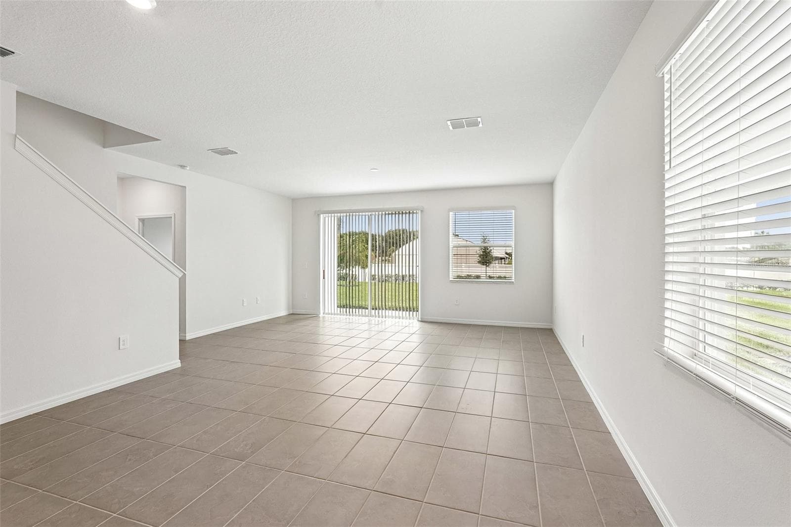 Single Family Residence at 4606 OUTHAUL RUN, PALMETTO, photo 4 of 38