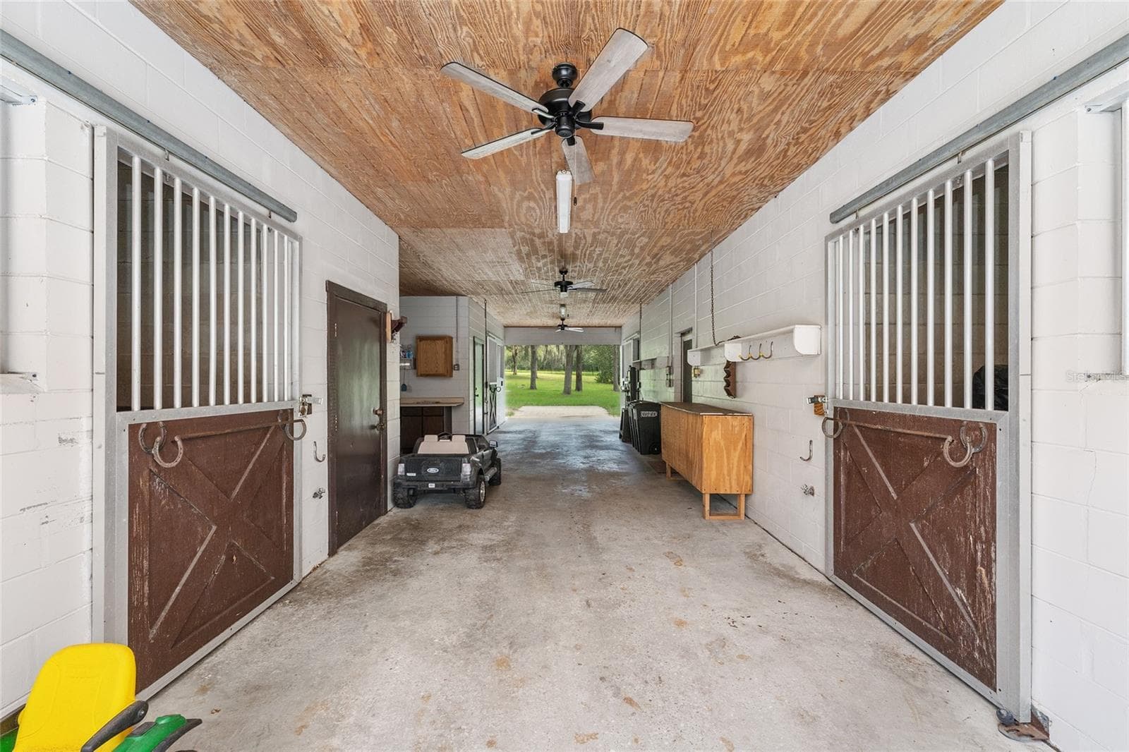 Single Family Residence at 10871 SE COUNTY ROAD 326, MORRISTON, photo 67 of 100