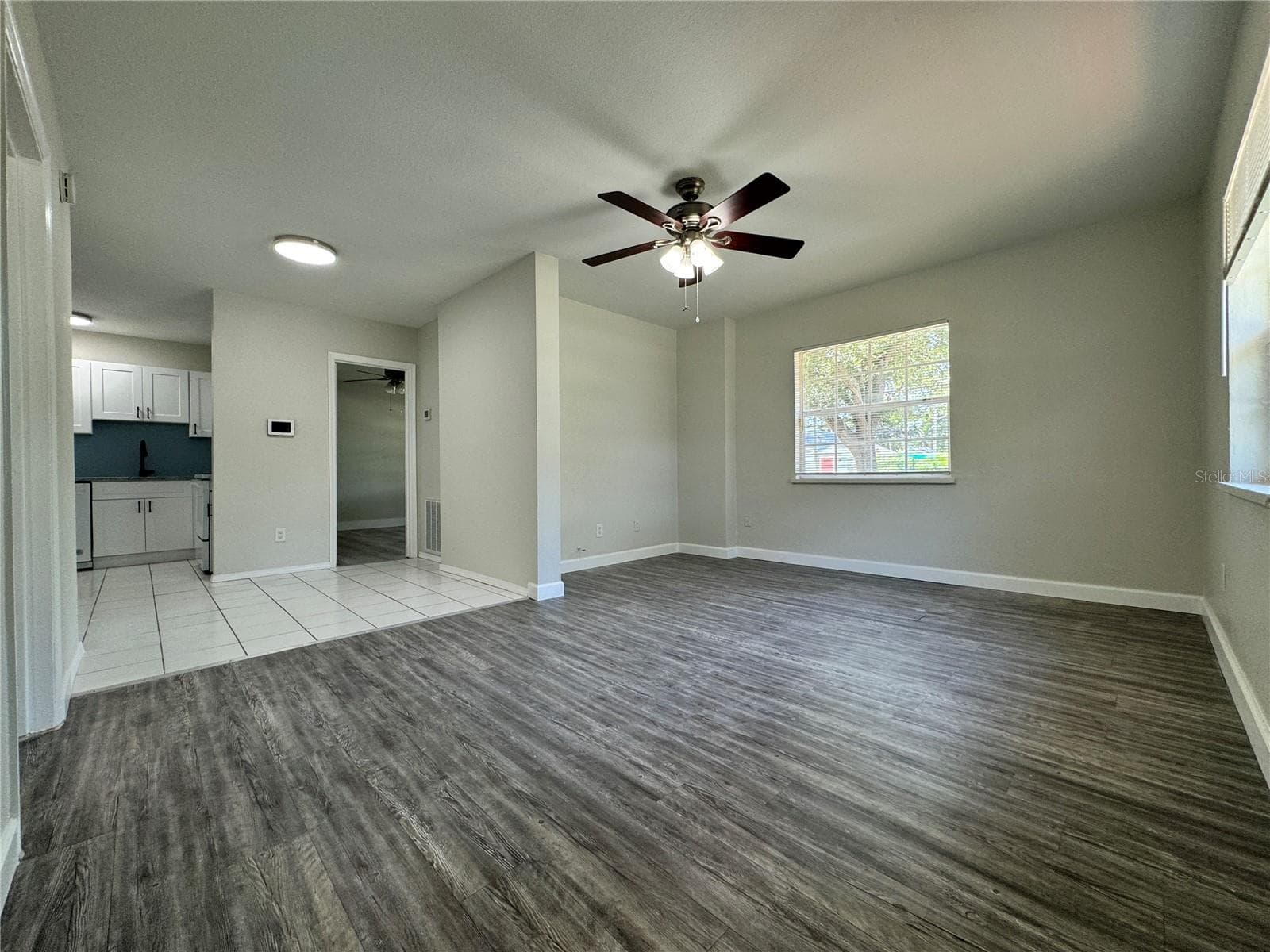 260 Living area looking into dining and kitchen - 260 20TH AVE S, ST PETERSBURG