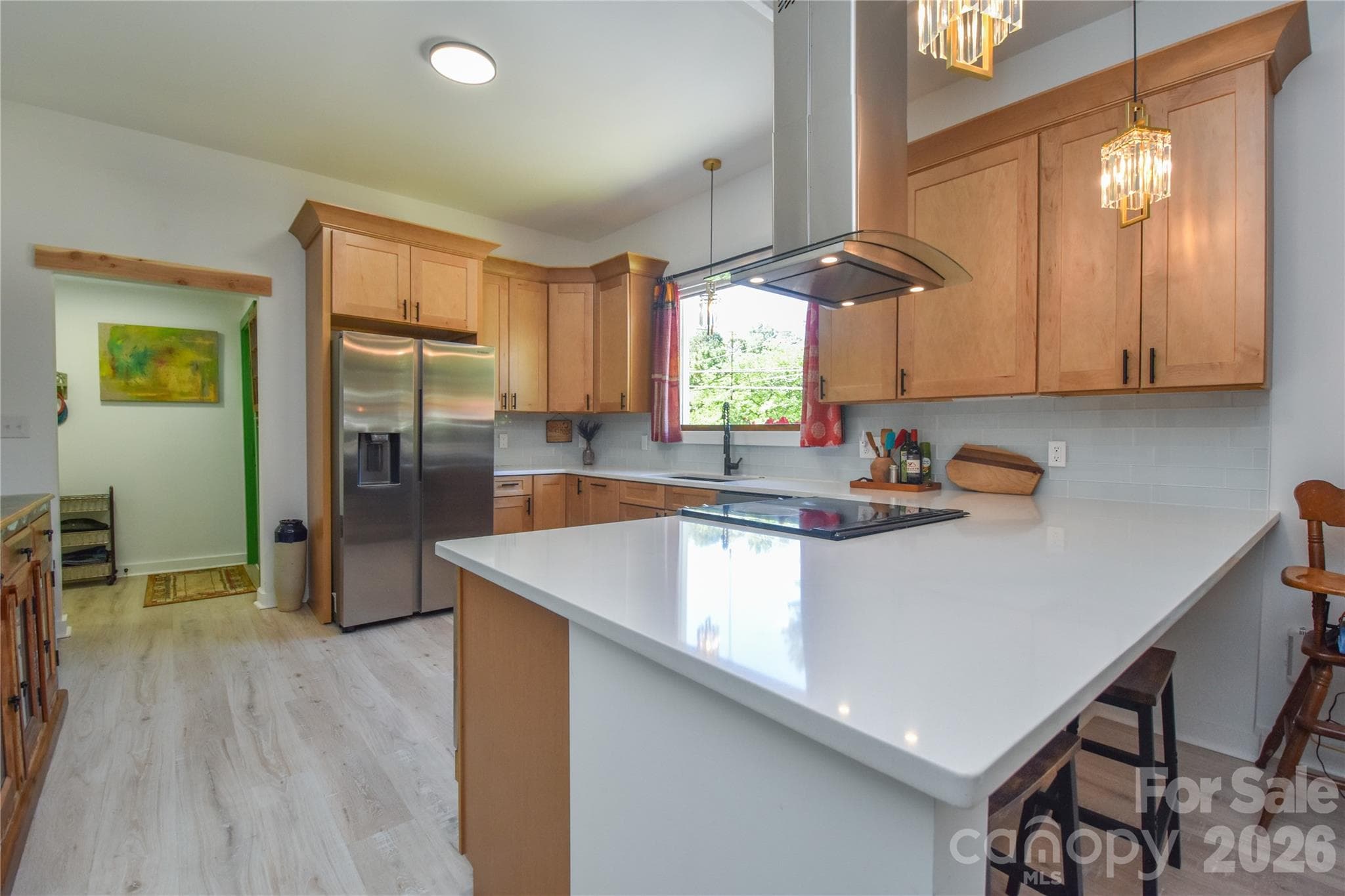 Sprawling Kitchen Island - Mooresville