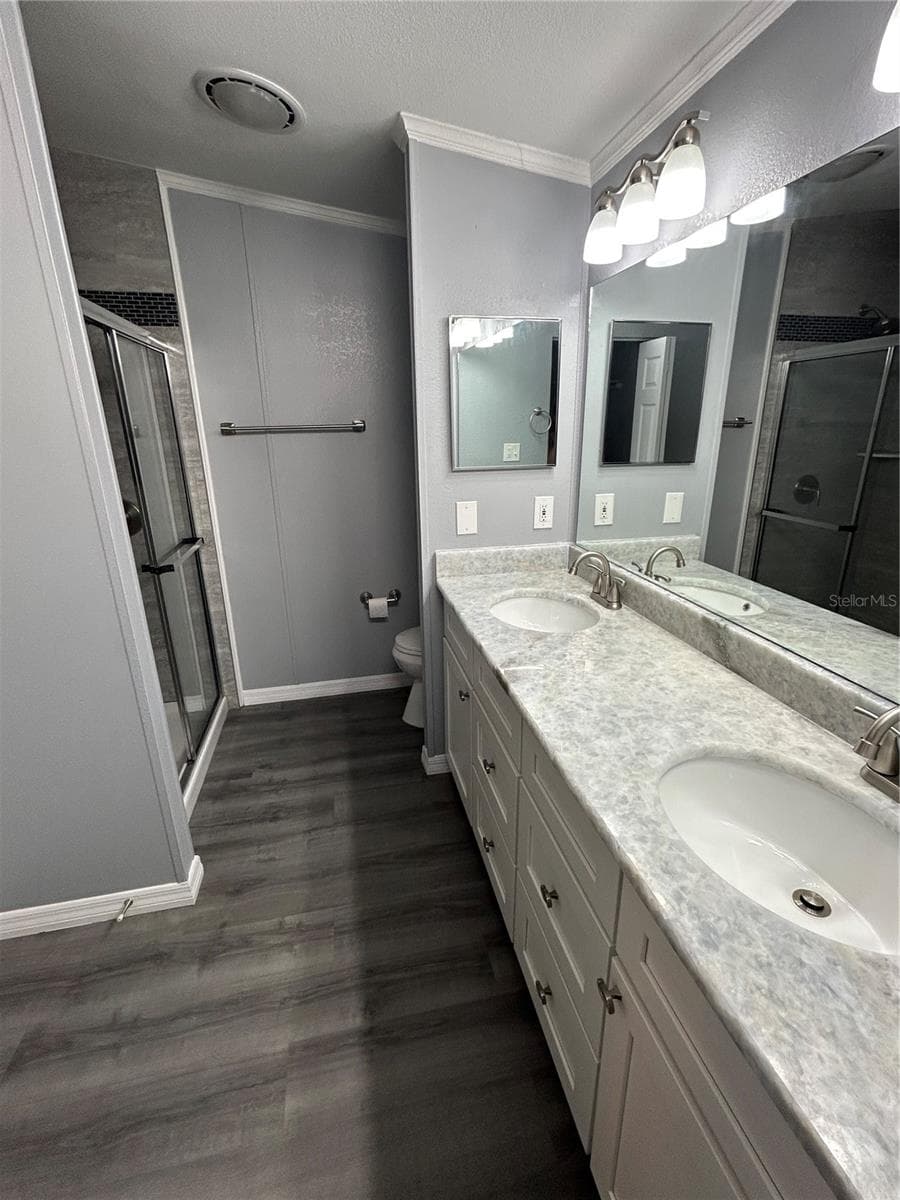 Master bathroom - 5522 SWAYING PALM, PUNTA GORDA