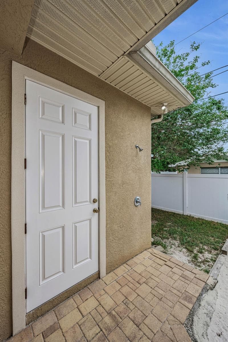 0utdoor Shower and Pool Half Bath - 1888 BUGLE LN, CLEARWATER