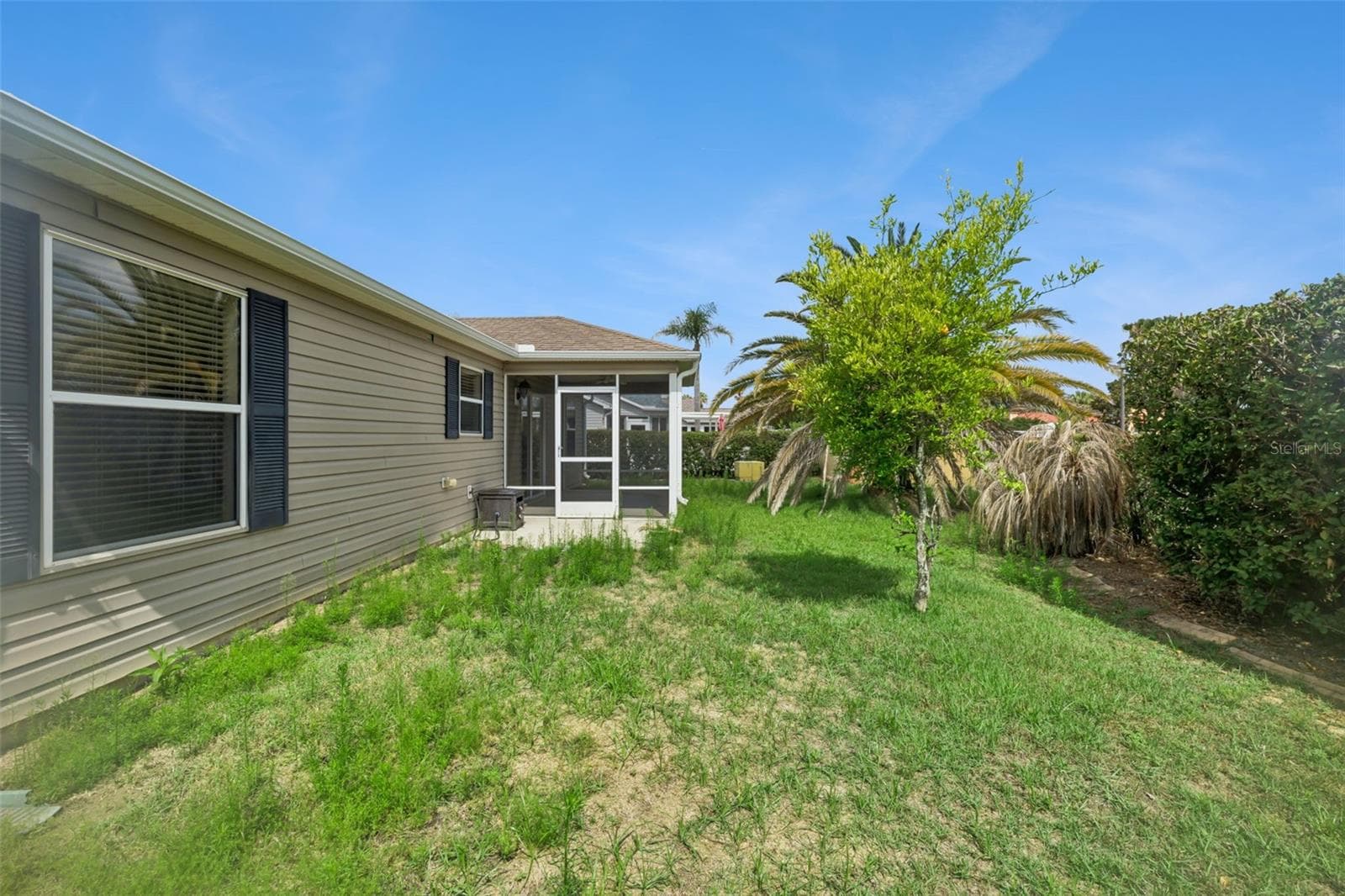 Lanai with Private Views - 1575 HOLLYBERRY PL, THE VILLAGES