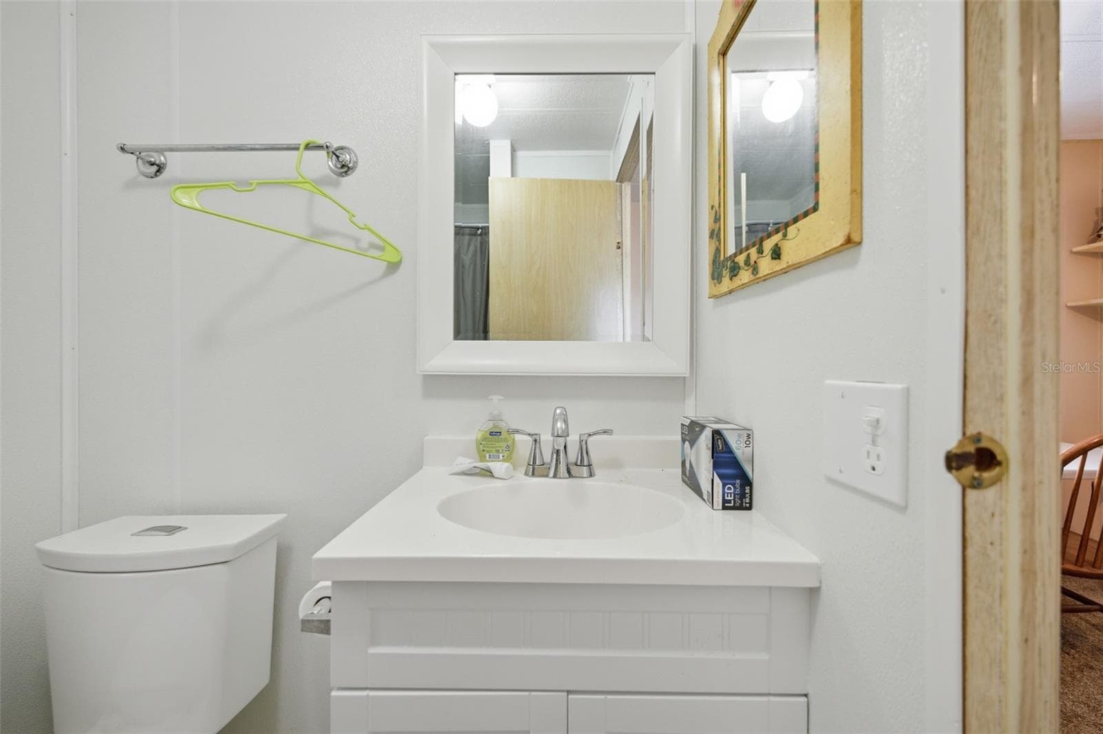 Manufactured Home at 1056 BLUE HERON LN, MOORE HAVEN, photo 27 of 32
