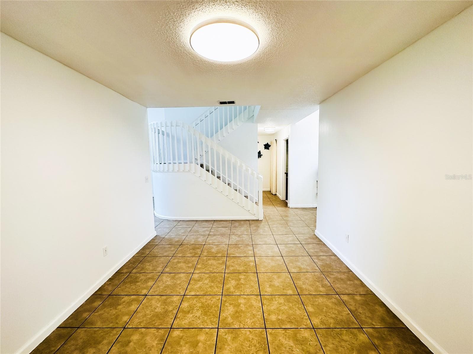 Single Family Residence at 577 PINEHURST CV, KISSIMMEE, photo 13 of 45