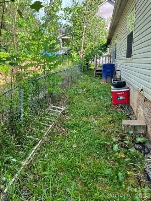 Single Family Residence at 6 John Hazel Drive, Swannanoa, photo 5 of 19