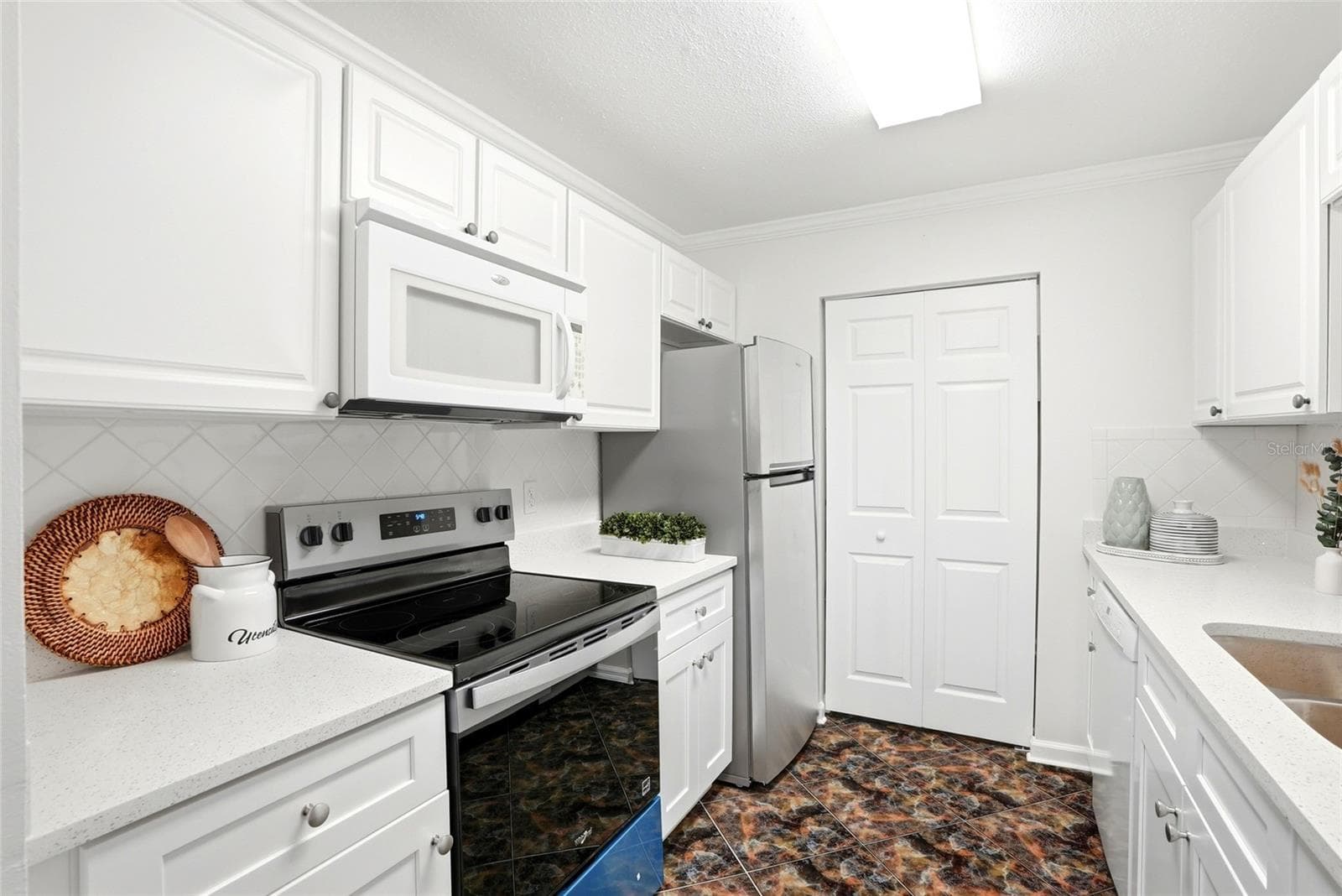 Villa at 1208 14TH CIR SE, LARGO, photo 19 of 43