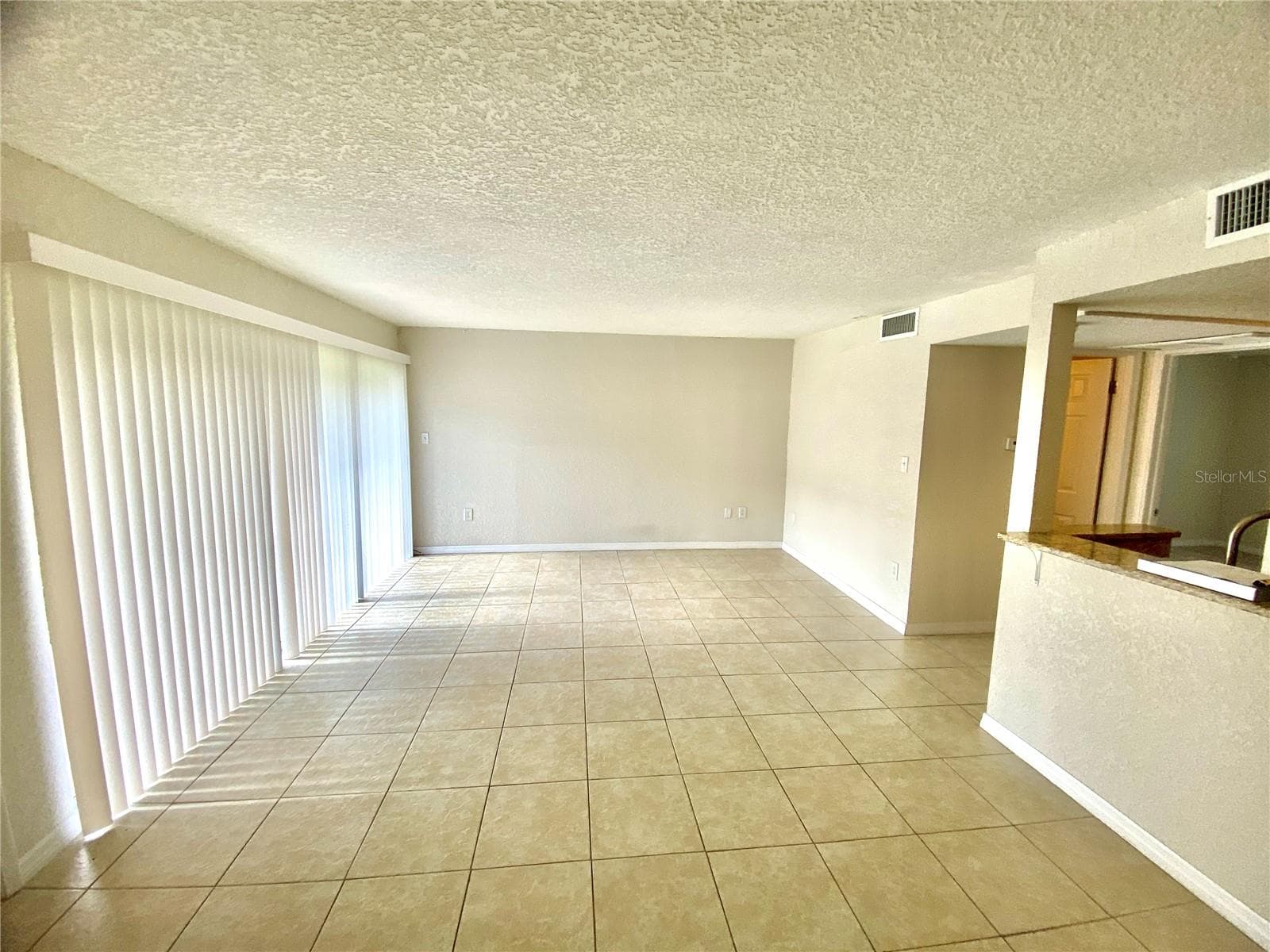 Condominium at 554 ORANGE DR #15, ALTAMONTE SPRINGS, photo 3 of 20
