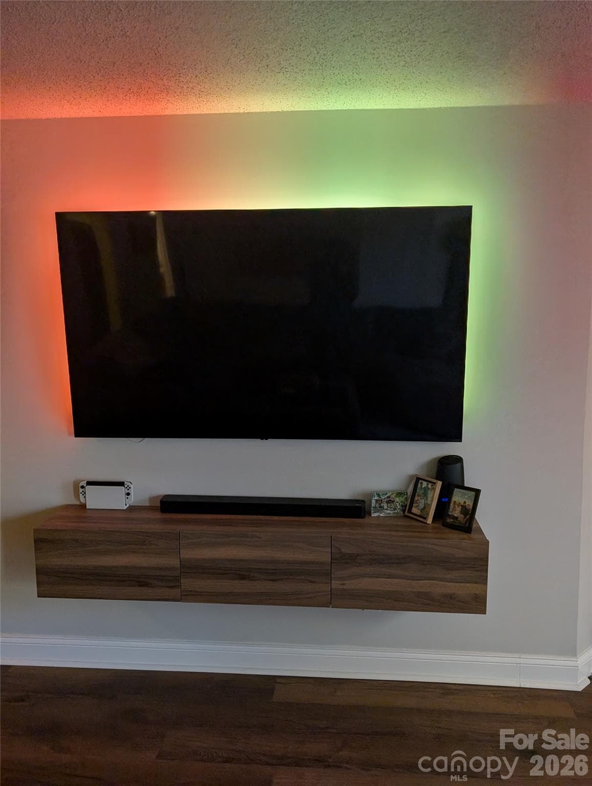 Condominium at Charlotte, photo 3 of 13