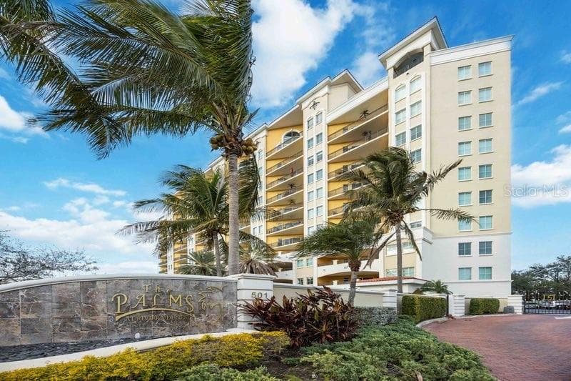 Condominium at 501 HABEN BLVD #704, PALMETTO, photo 4 of 57