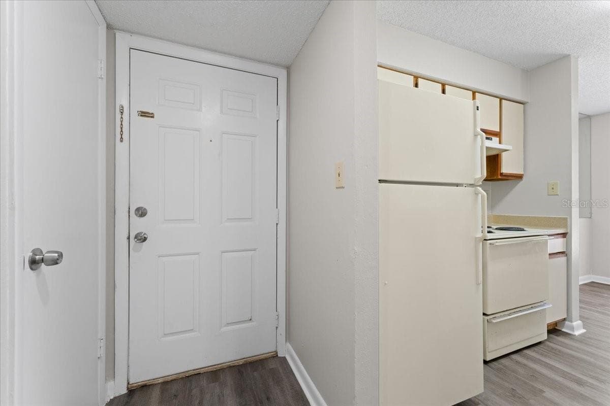 Condominium at 8641 FANCY FINCH DR #102, TAMPA, photo 20 of 29