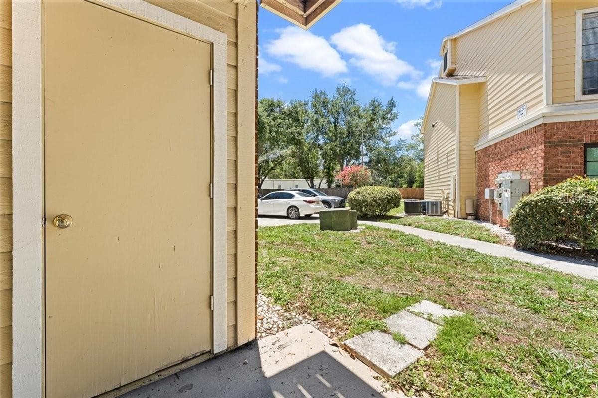 Condominium at 8641 FANCY FINCH DR #102, TAMPA, photo 21 of 29
