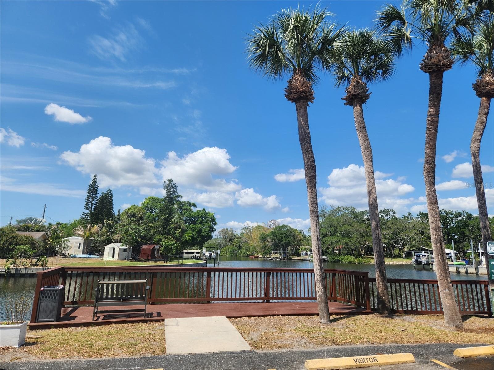 Bench & river view - 9101 W HILLSBOROUGH AVE #I209, TAMPA