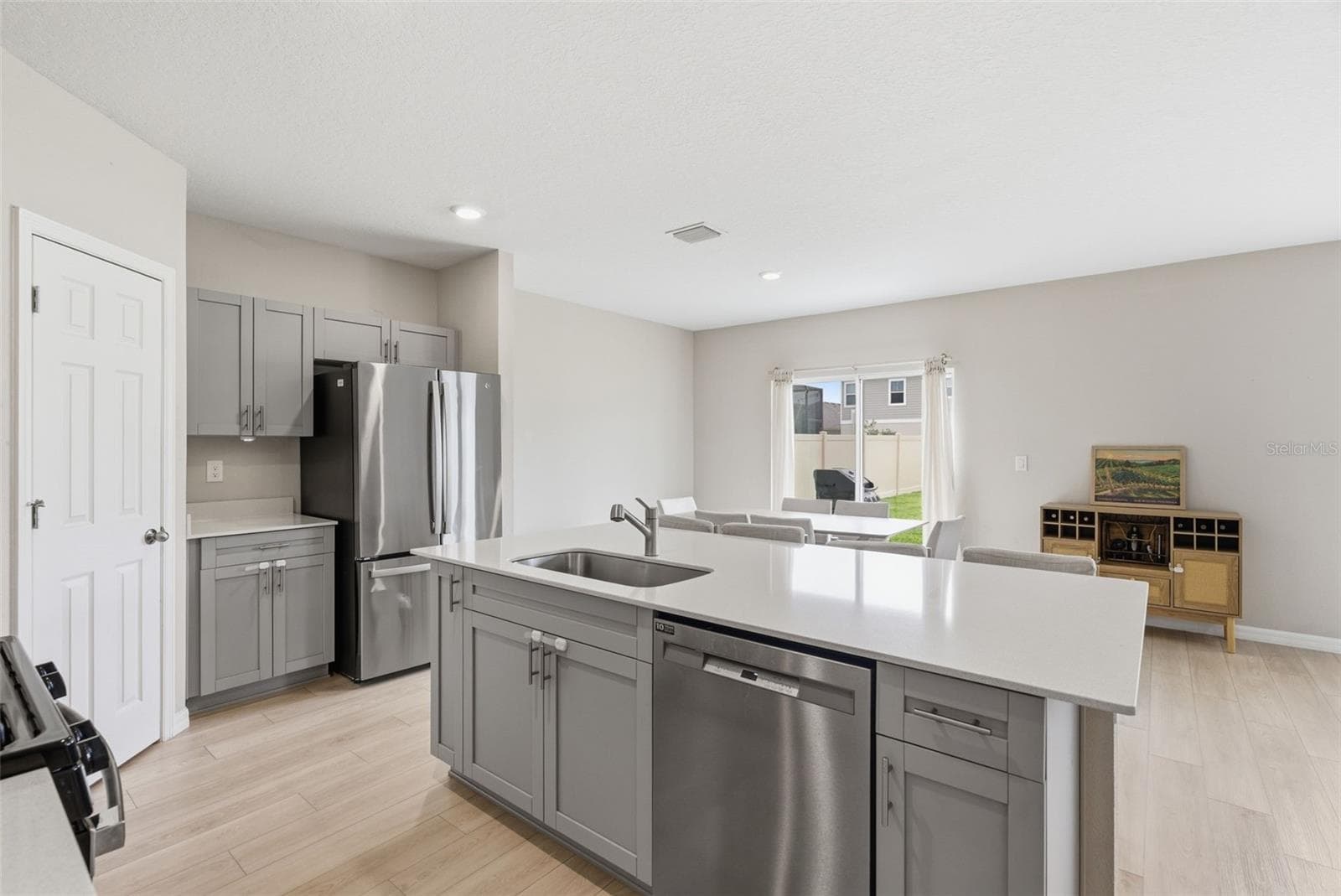 Single Family Residence at 12950 PASTURE WOODS PL, LITHIA, photo 10 of 40