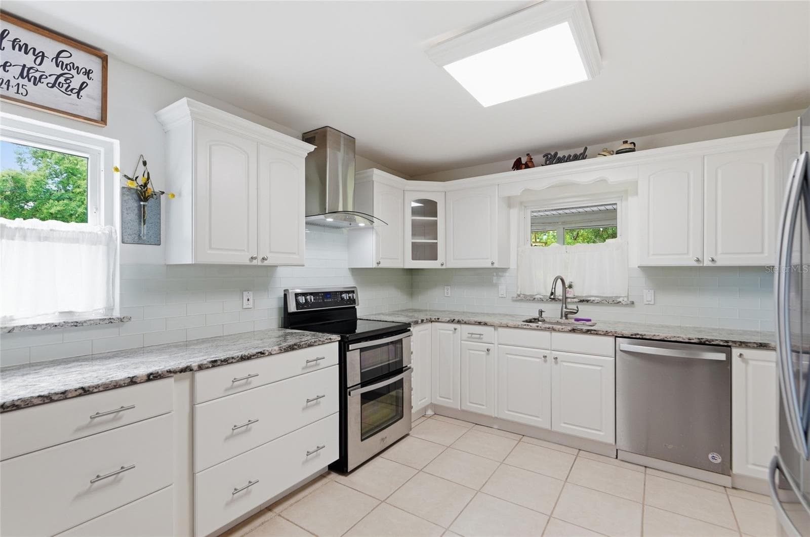 Single Family Residence at 6538 NIGHTWIND CIR, ORLANDO, photo 13 of 48