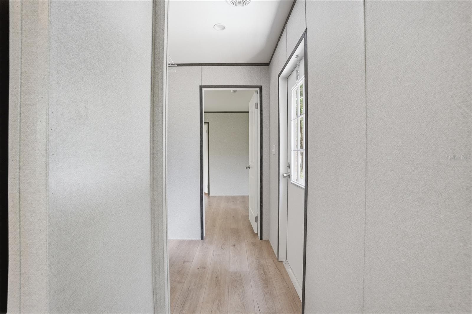 Manufactured Home at 11311 NW 13TH ST, OCALA, photo 10 of 24