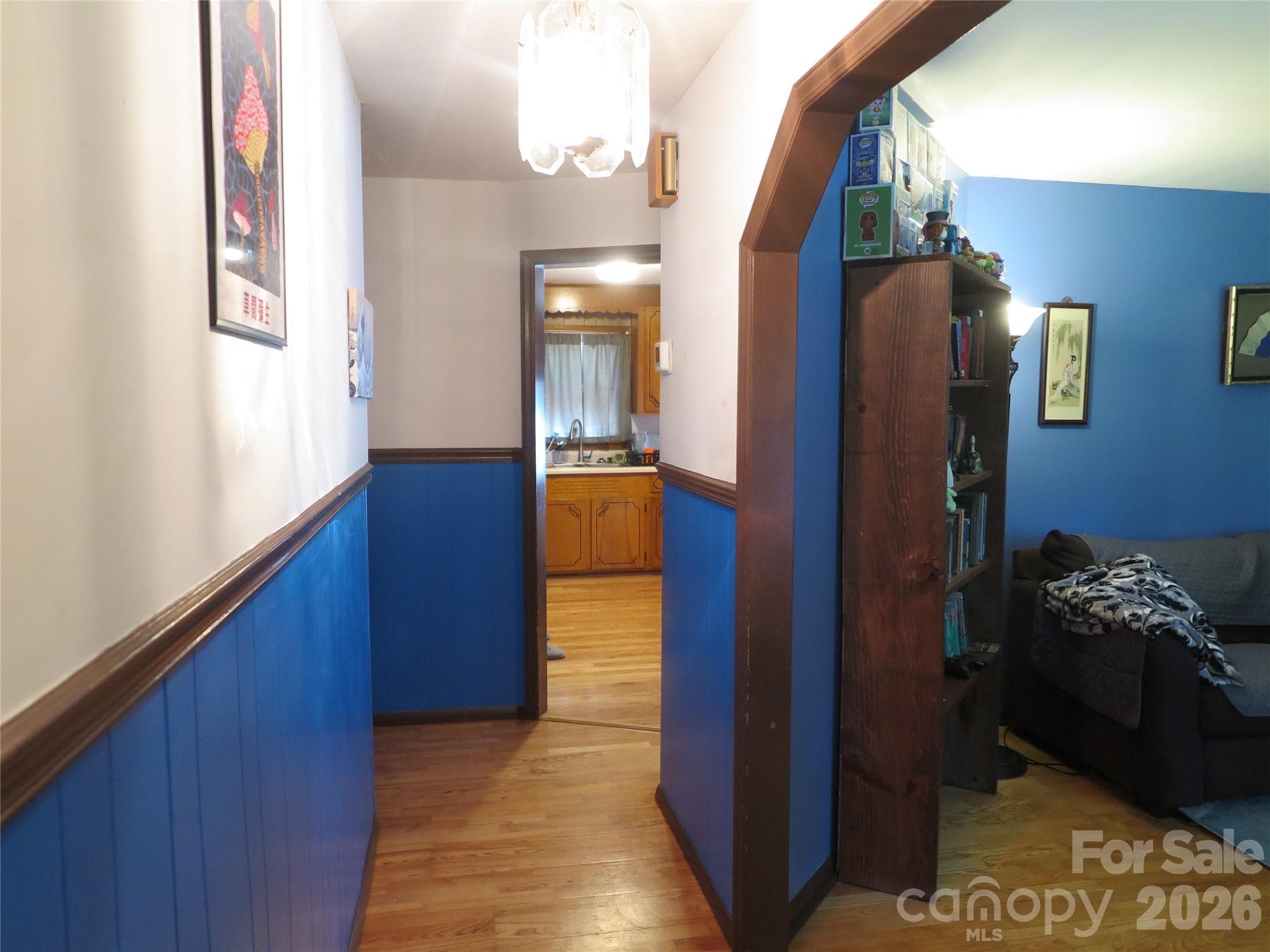 Single Family Residence at 112 Glenn Oaks Drive, Lawndale, photo 21 of 25
