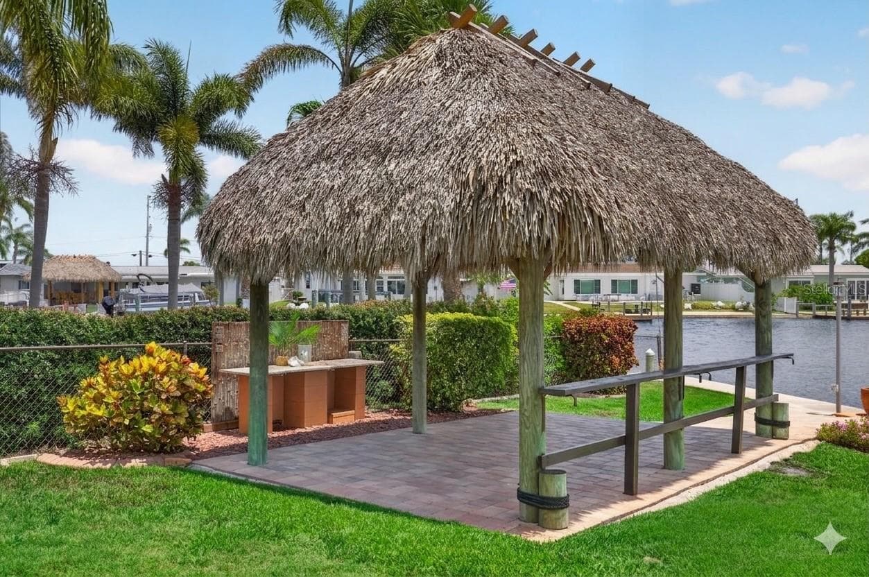 Single Family Residence at 3640 HARBORVIEW CT, NEW PORT RICHEY, photo 5 of 95