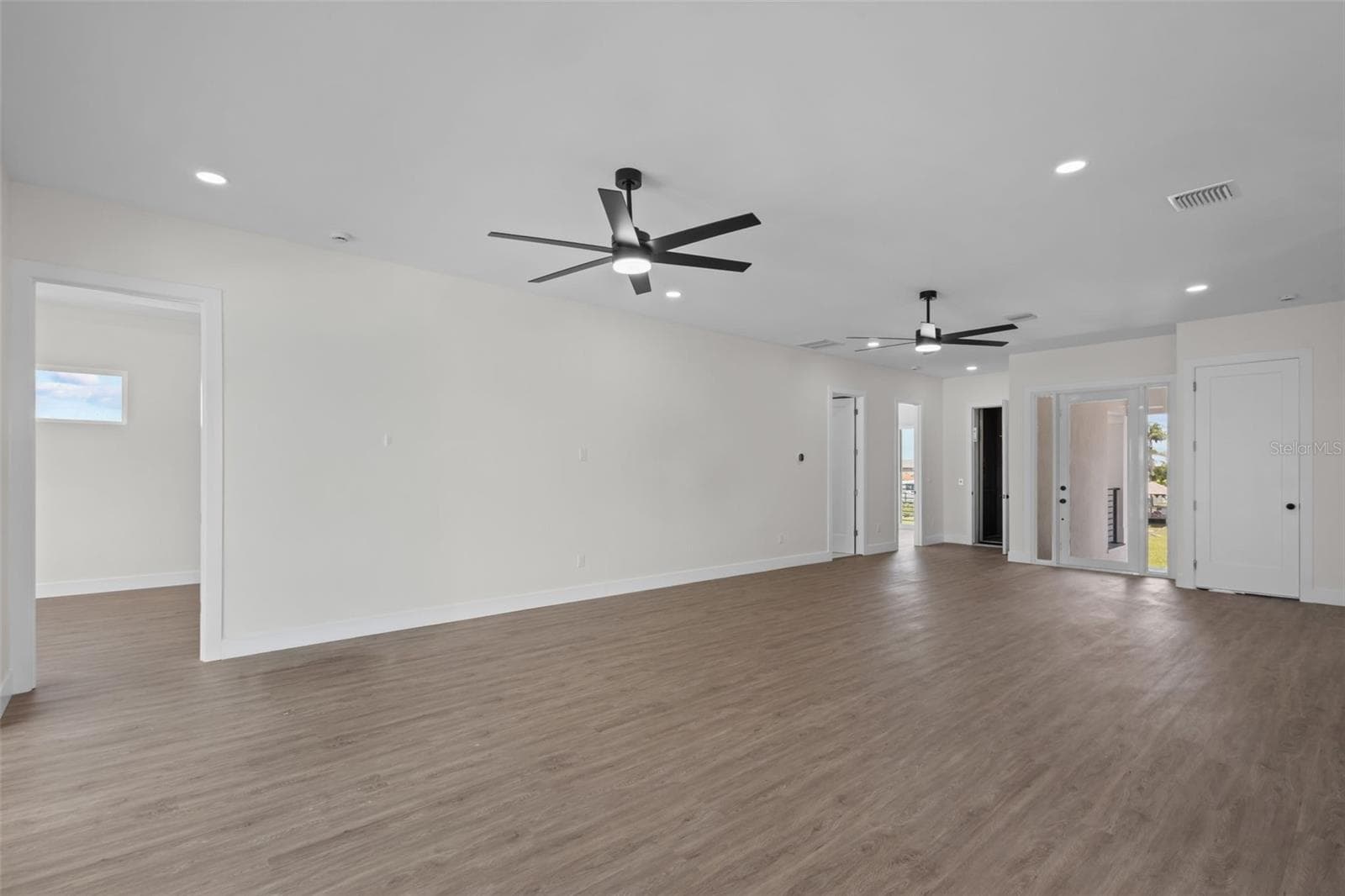 Single Family Residence at 7414 MAKO DR, HUDSON, photo 9 of 23