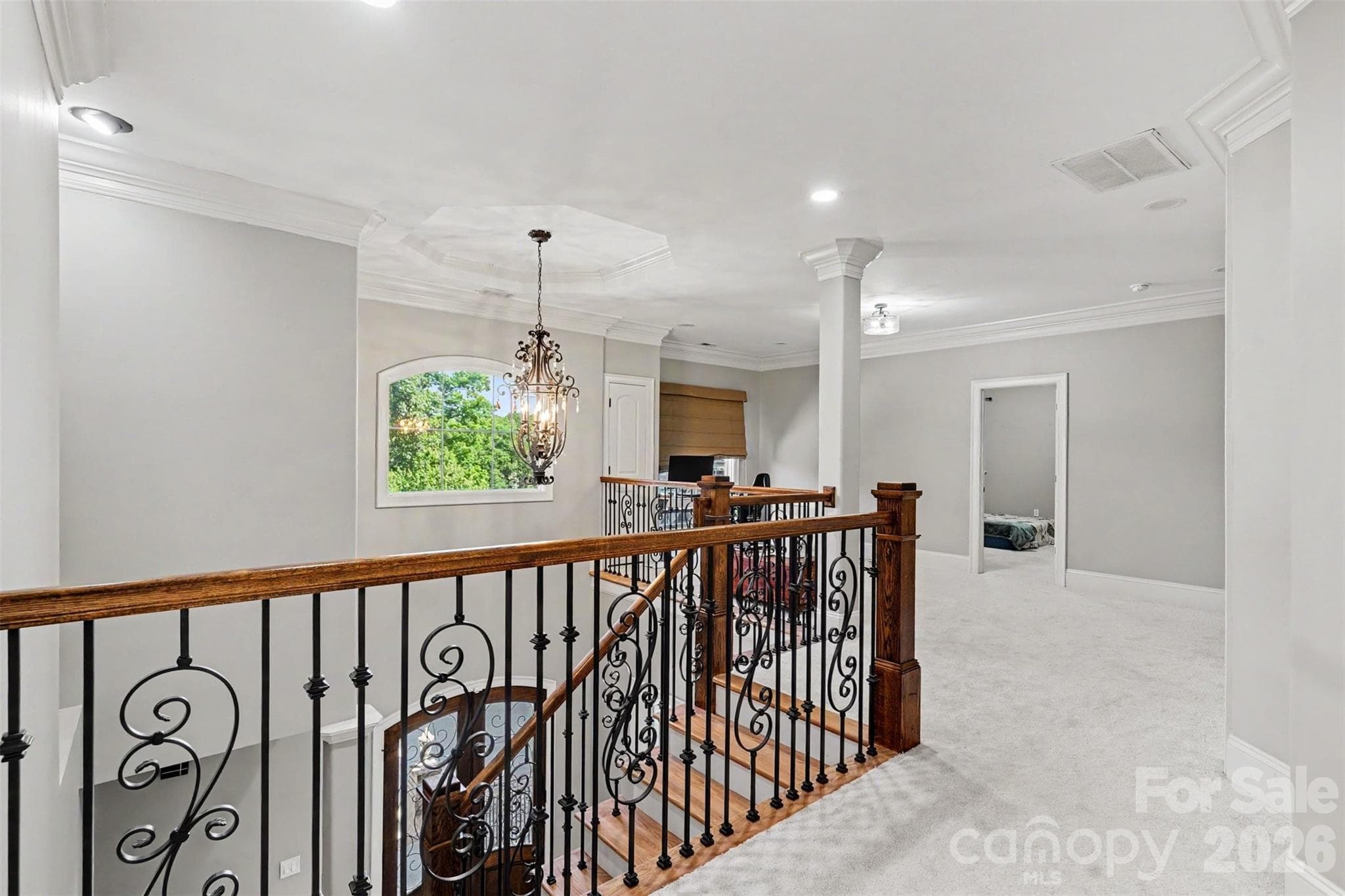 Spacious Loft - 5129 Watermead Lane, Belmont