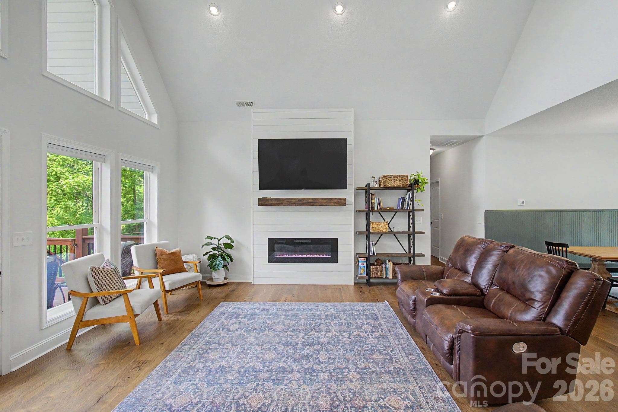 Single Family Residence at Mars Hill, photo 6 of 43