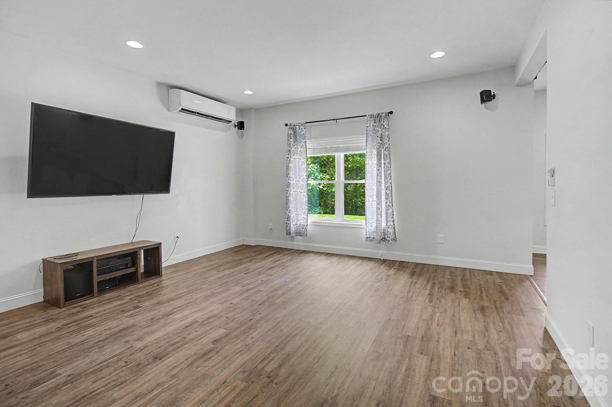 Single Family Residence at Mars Hill, photo 35 of 43