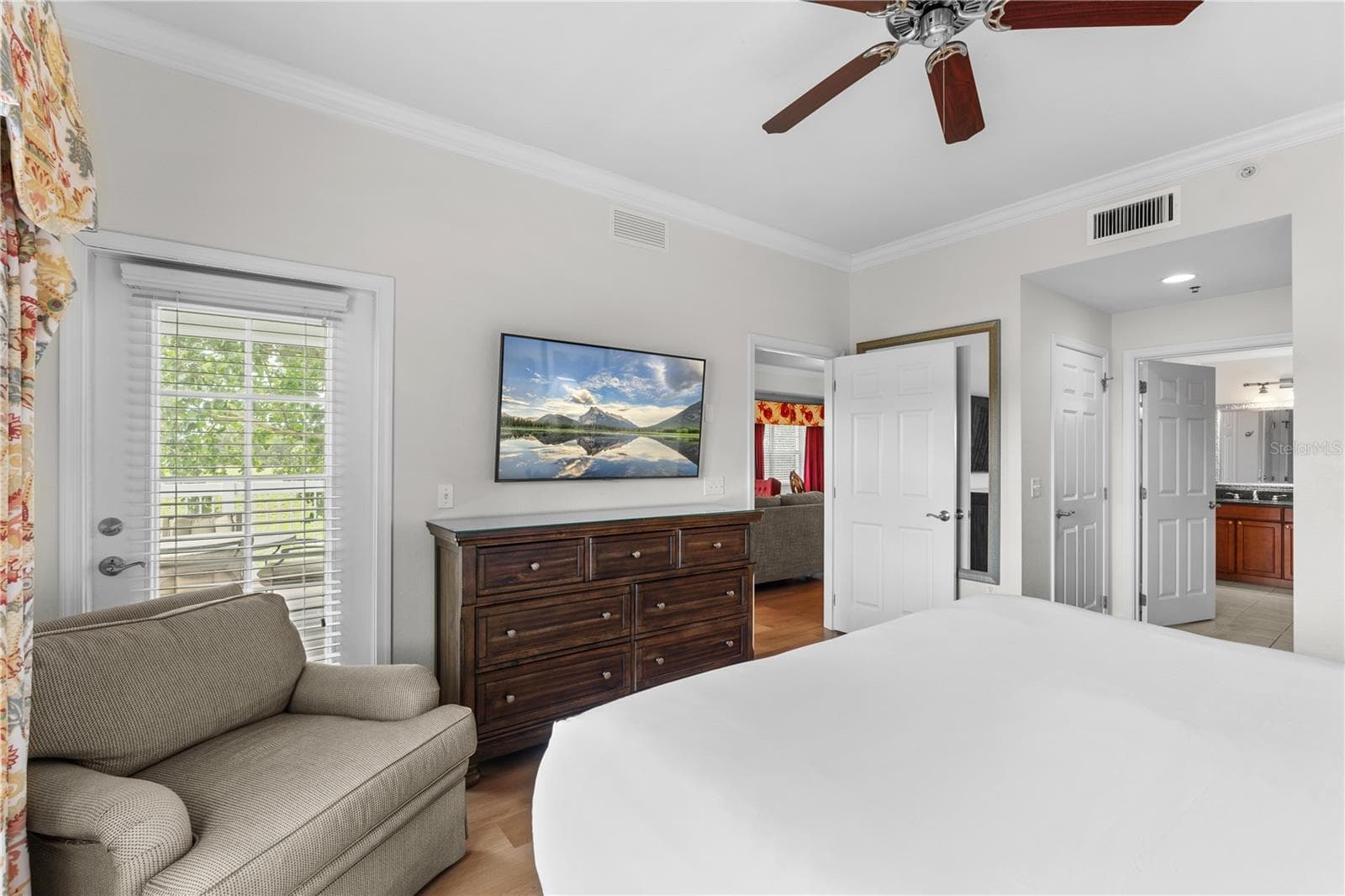 Condominium at 1100 SUNSET VIEW CIR #204, REUNION, photo 12 of 37