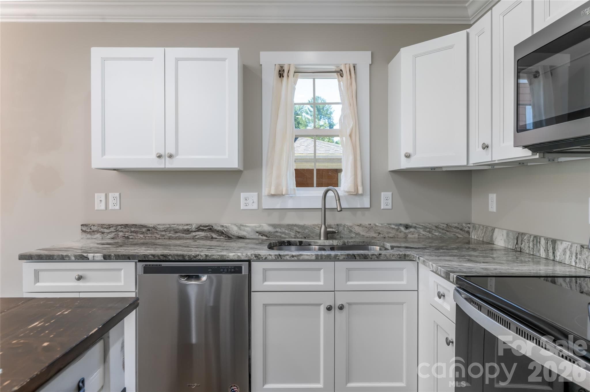 Single Family Residence at Asheville, photo 11 of 44