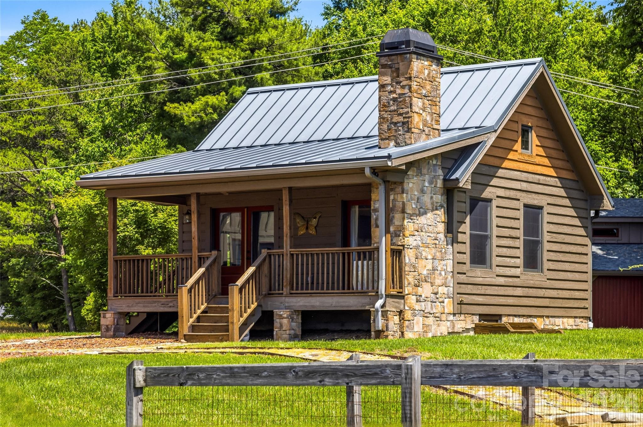 Guest house - 4862 Pinnacle Mountain Road, Zirconia