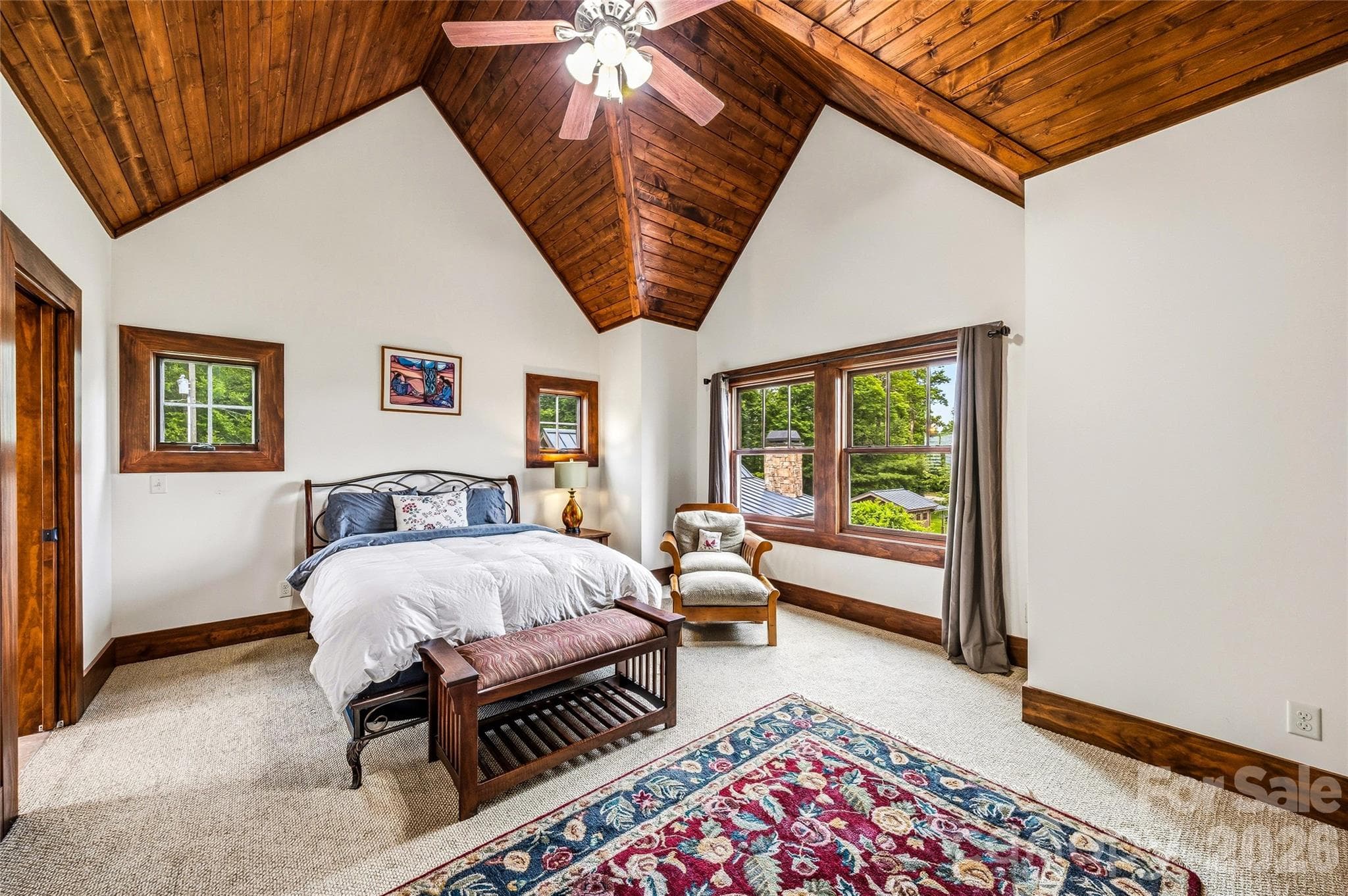 Primary suite - 4862 Pinnacle Mountain Road, Zirconia