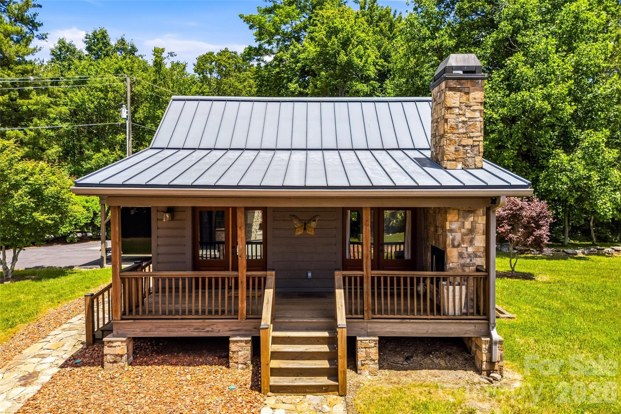 Guest house - 4862 Pinnacle Mountain Road, Zirconia