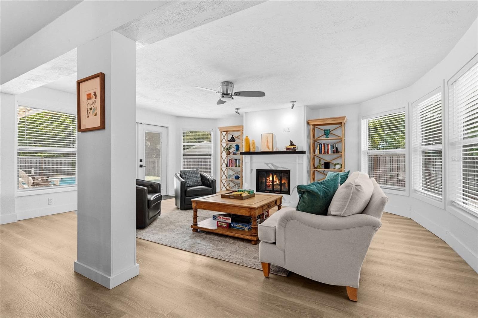 Single Family Residence at 2480 ALAMEDA AVE, SARASOTA, photo 6 of 68
