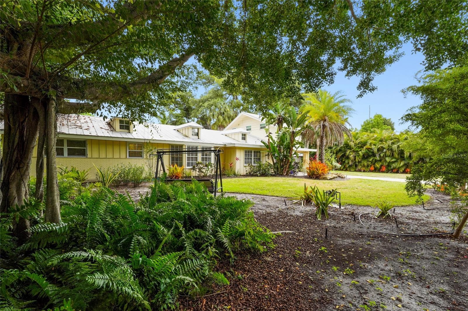 Single Family Residence at 2480 ALAMEDA AVE, SARASOTA, photo 54 of 68