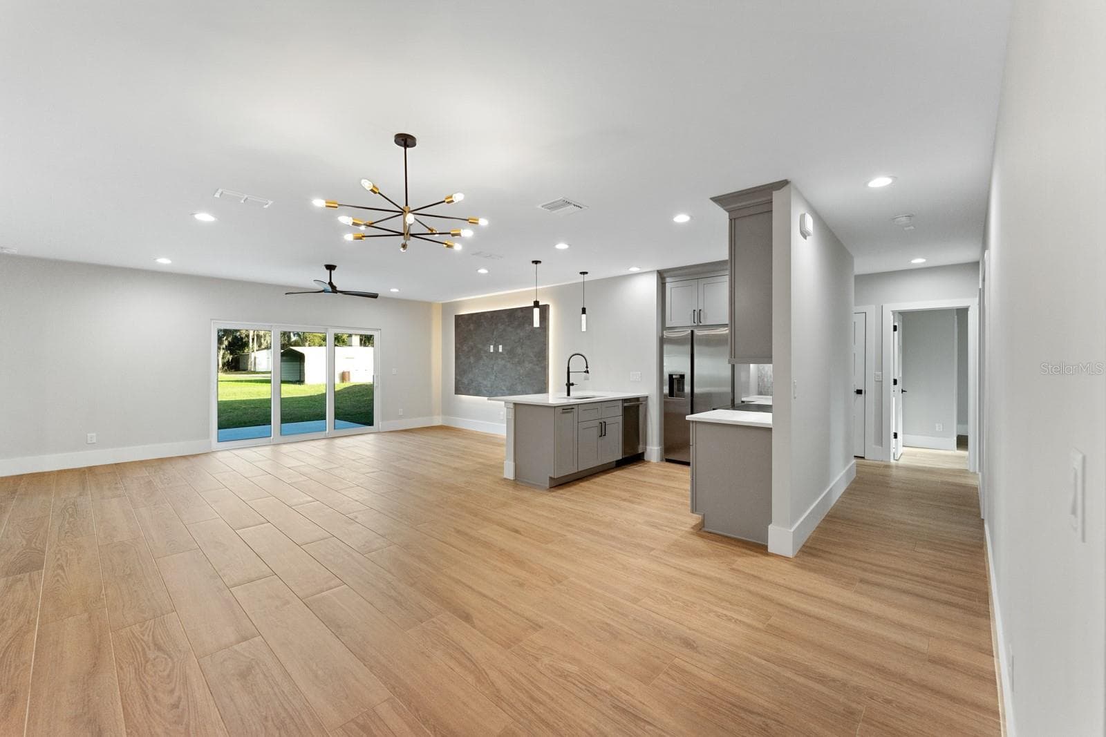 Single Family Residence at 455 RIVERVIEW AVE, SANFORD, photo 11 of 55