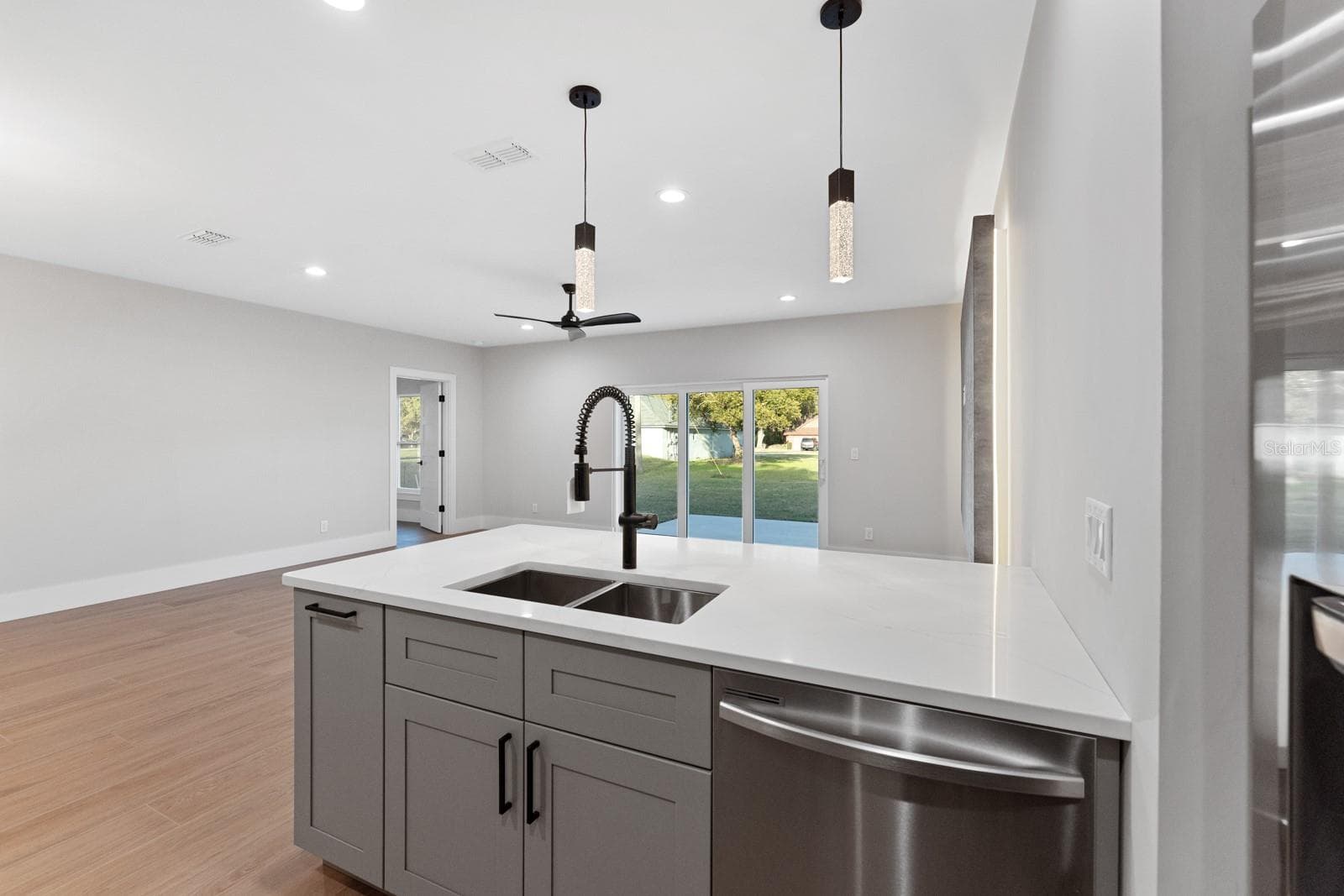 Single Family Residence at 455 RIVERVIEW AVE, SANFORD, photo 19 of 55