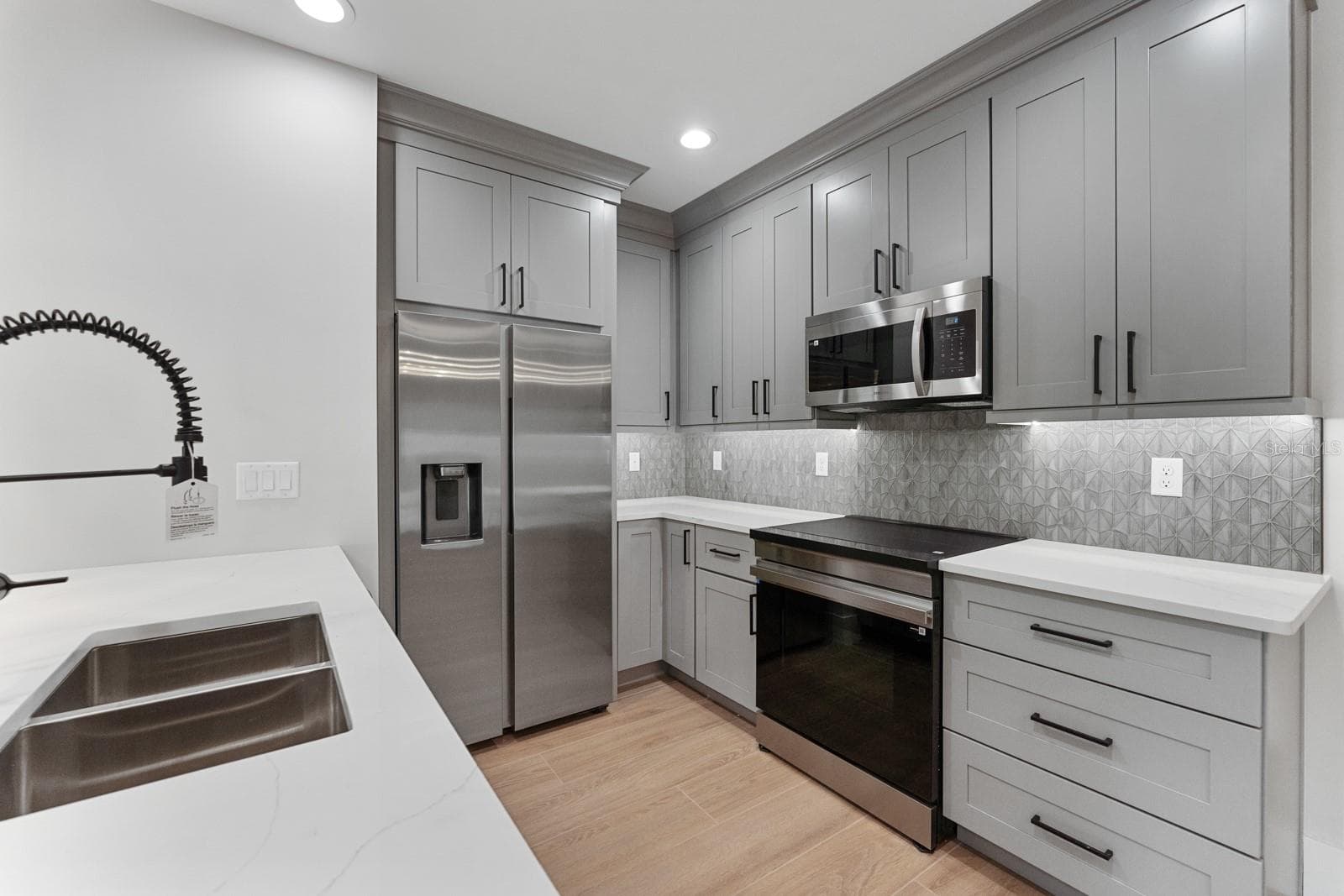 Single Family Residence at 455 RIVERVIEW AVE, SANFORD, photo 21 of 55