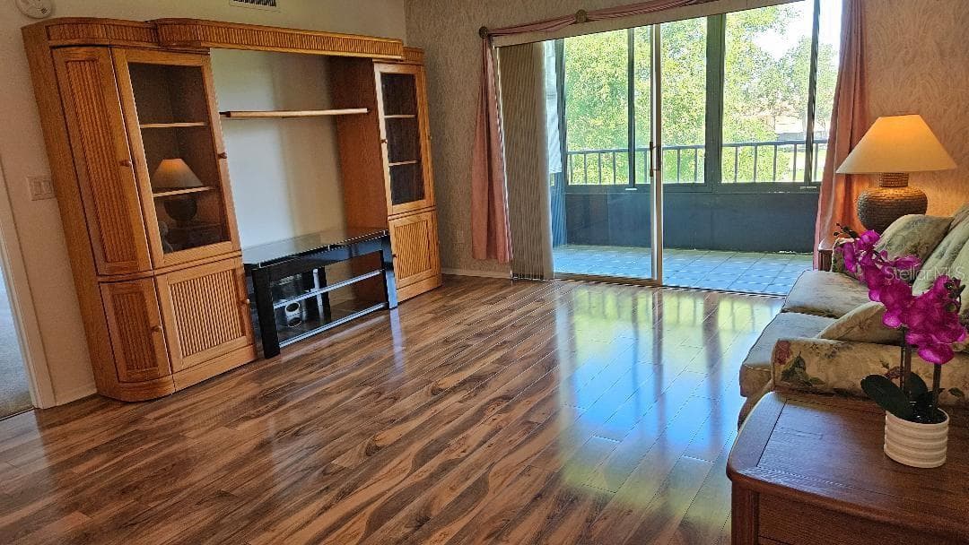 Condominium at 5920 80TH ST N #308, ST PETERSBURG, photo 5 of 32