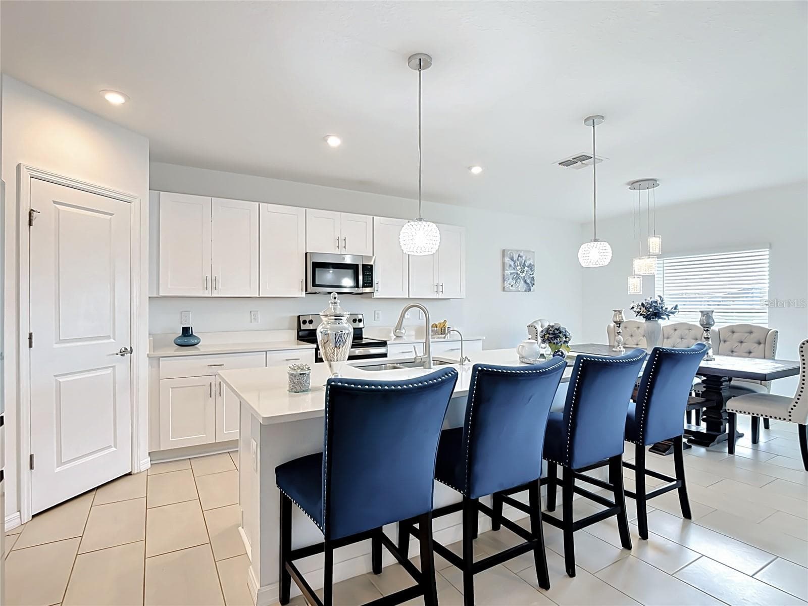 Single Family Residence at 246 ZIRCON RD, KISSIMMEE, photo 6 of 60