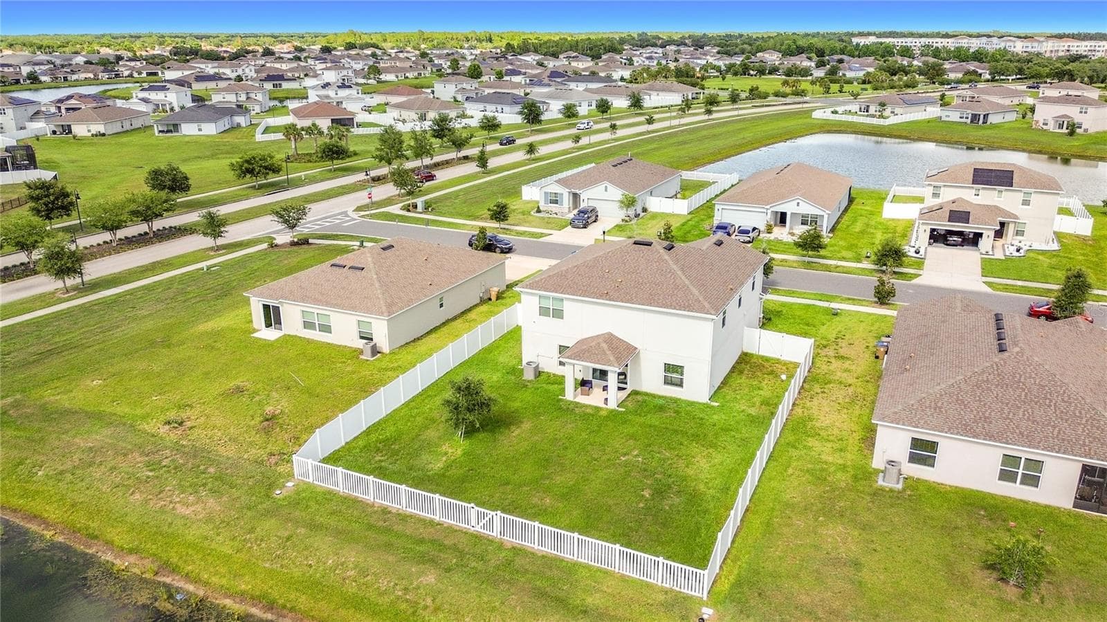 Single Family Residence at 246 ZIRCON RD, KISSIMMEE, photo 58 of 60