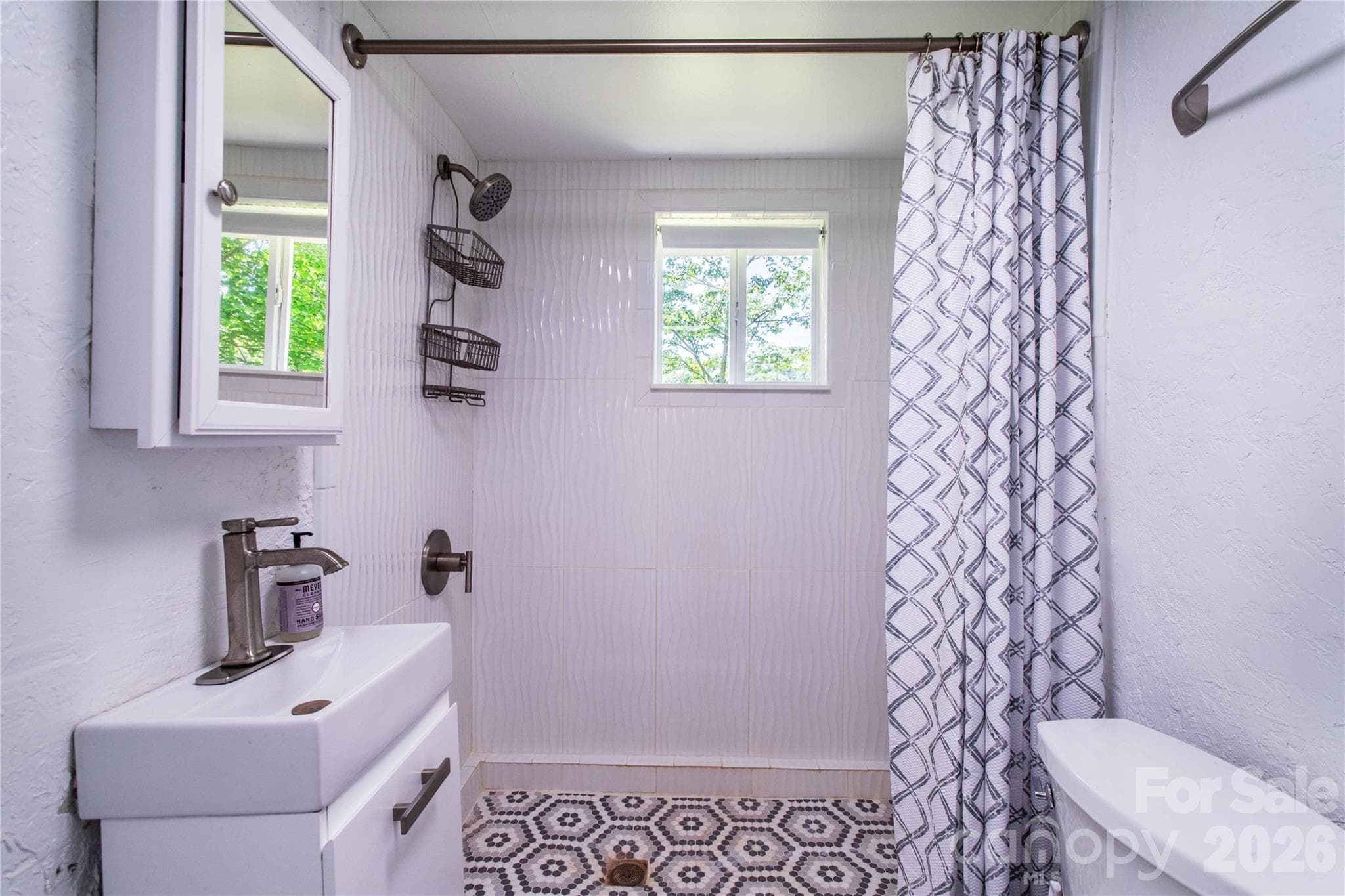Bath - 2603 Kim Miller Road, Lake Toxaway