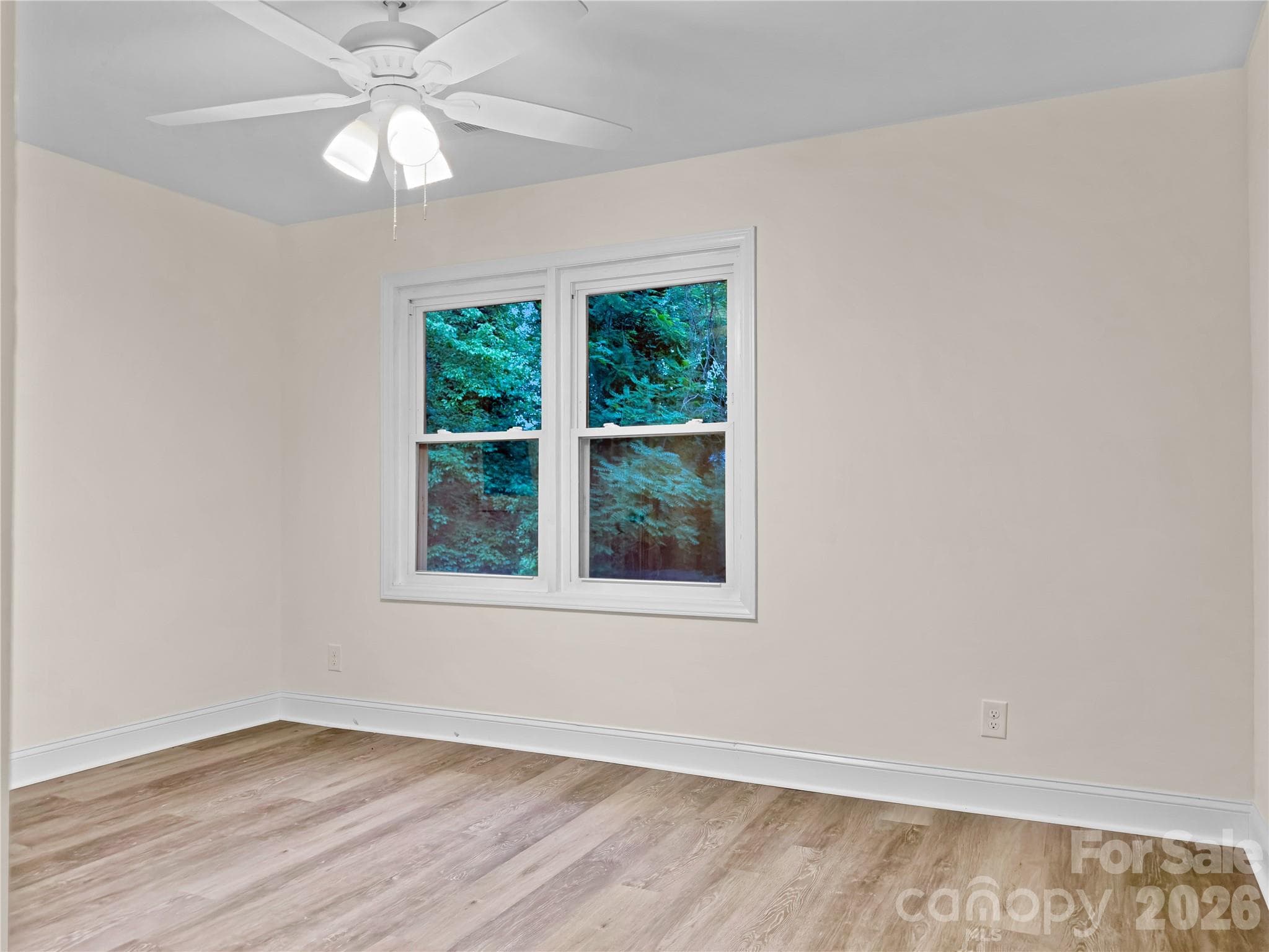 Single Family Residence at Lenoir, photo 6 of 23