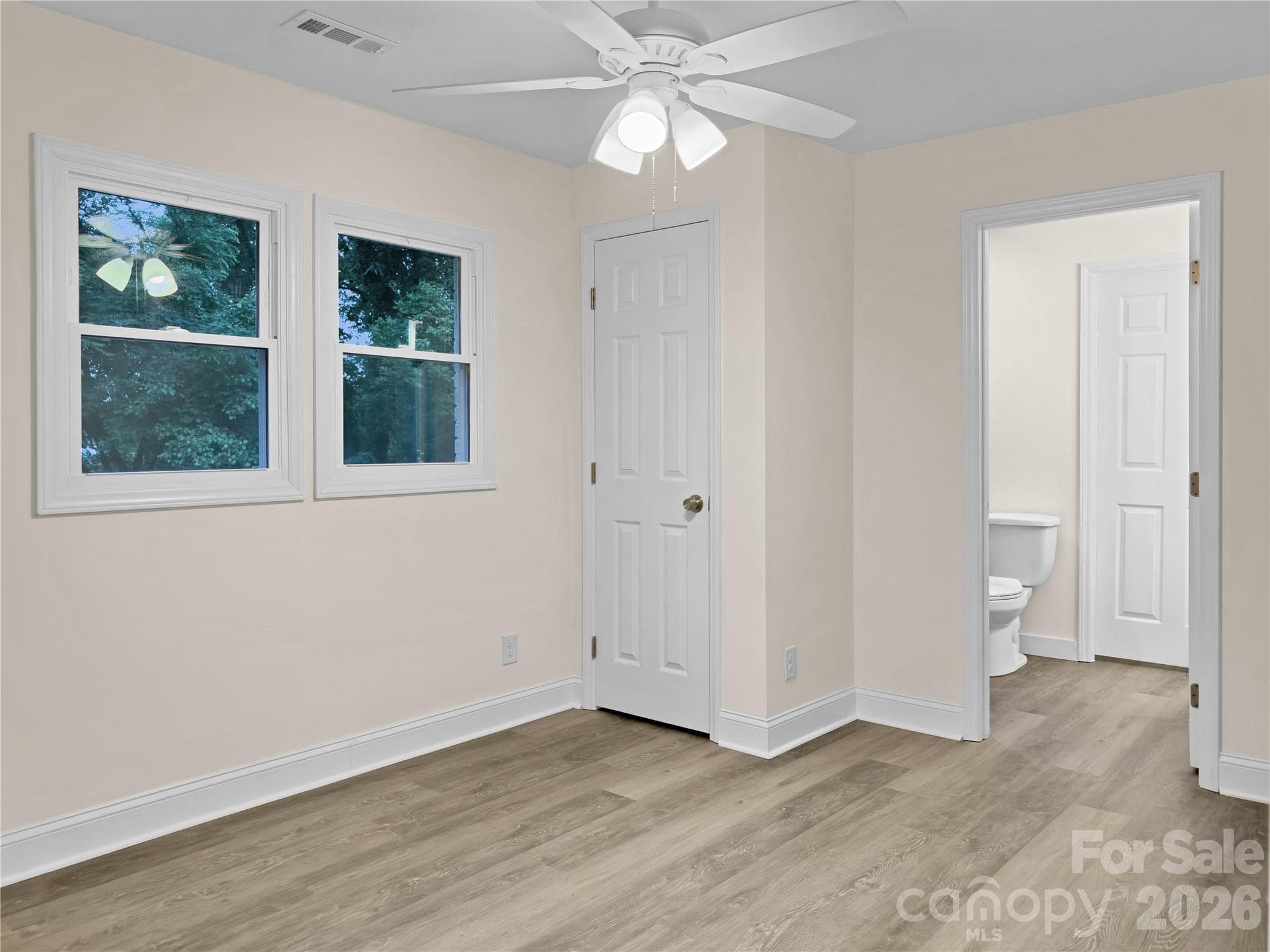 Single Family Residence at Lenoir, photo 7 of 23