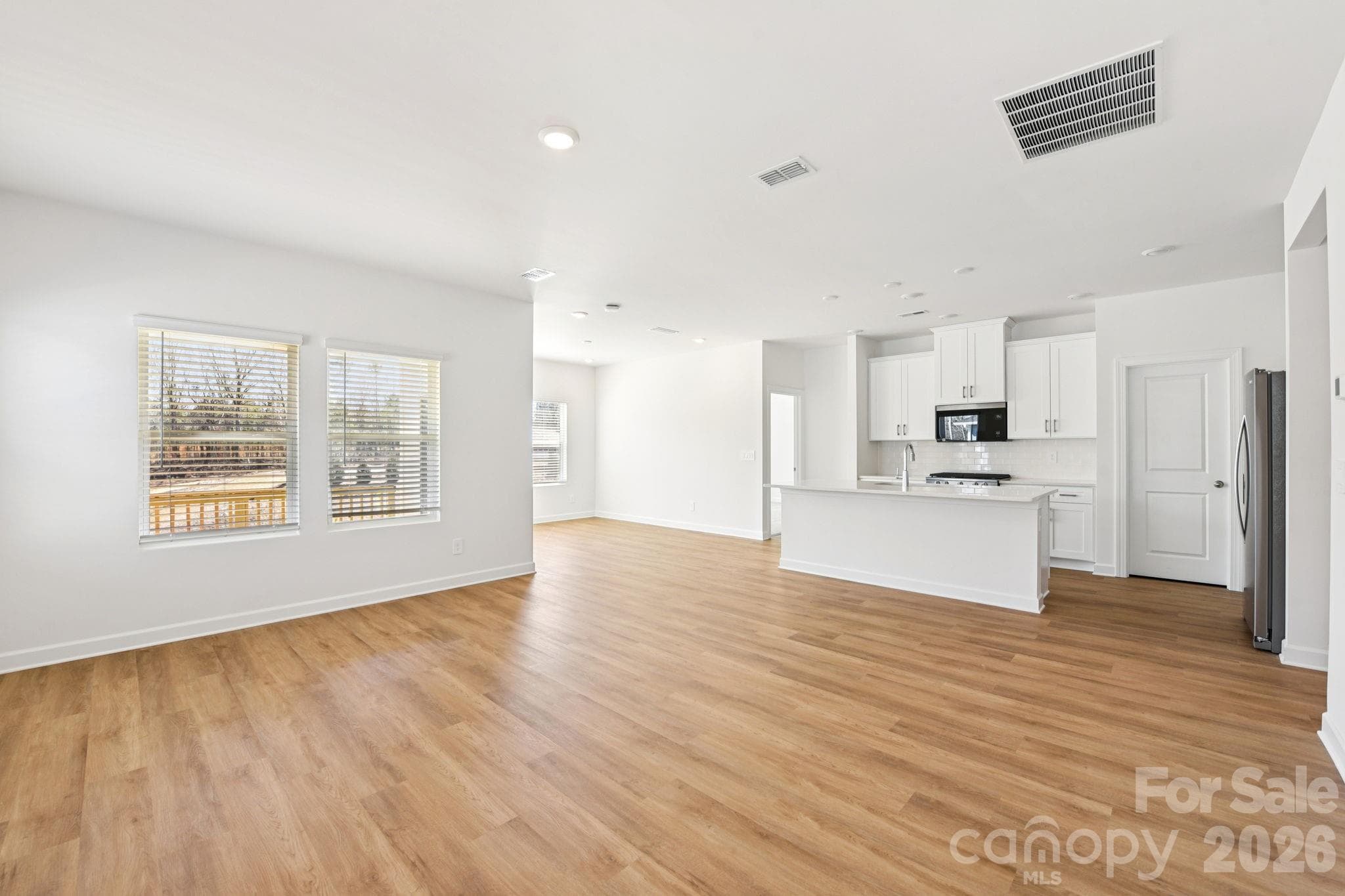 Photo is not of the actual home, but is an inspirational photo of builder’s model home and may depict options, furnishings, and/or decorator features that are not included - York