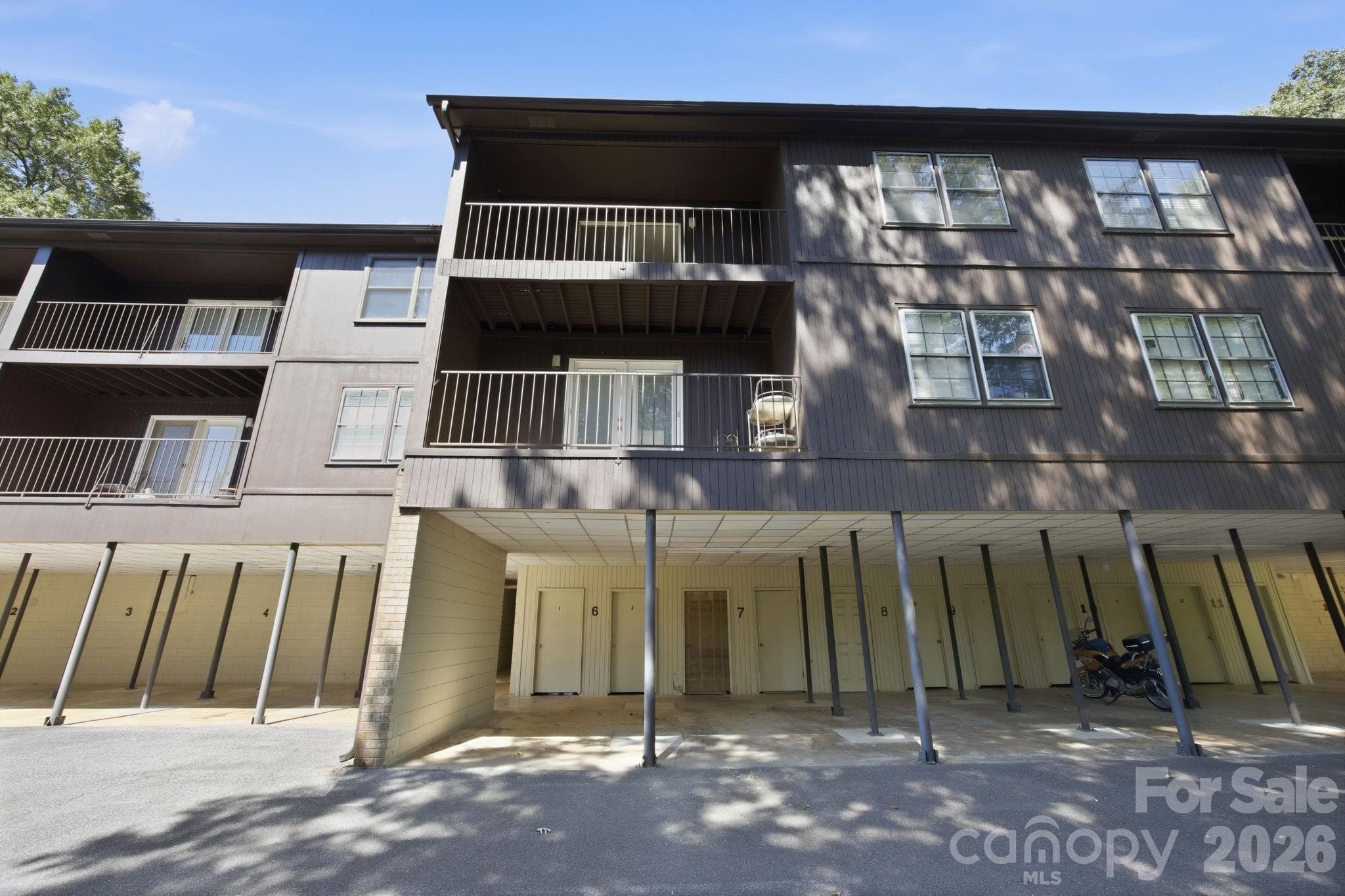 Condominium at Gastonia, photo 34 of 45