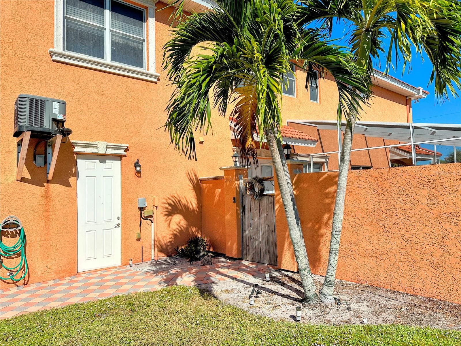 Duplex at 2119 & 2125 MONTCLAIR DR #1 & 2, SARASOTA, photo 10 of 59