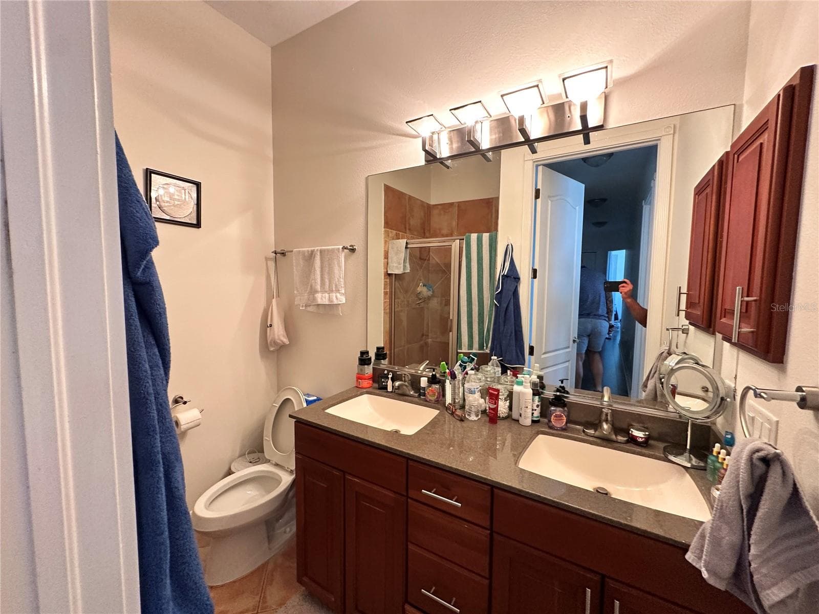 2119 Montclair - 2119 & 2125 MONTCLAIR DR #1 & 2, SARASOTA